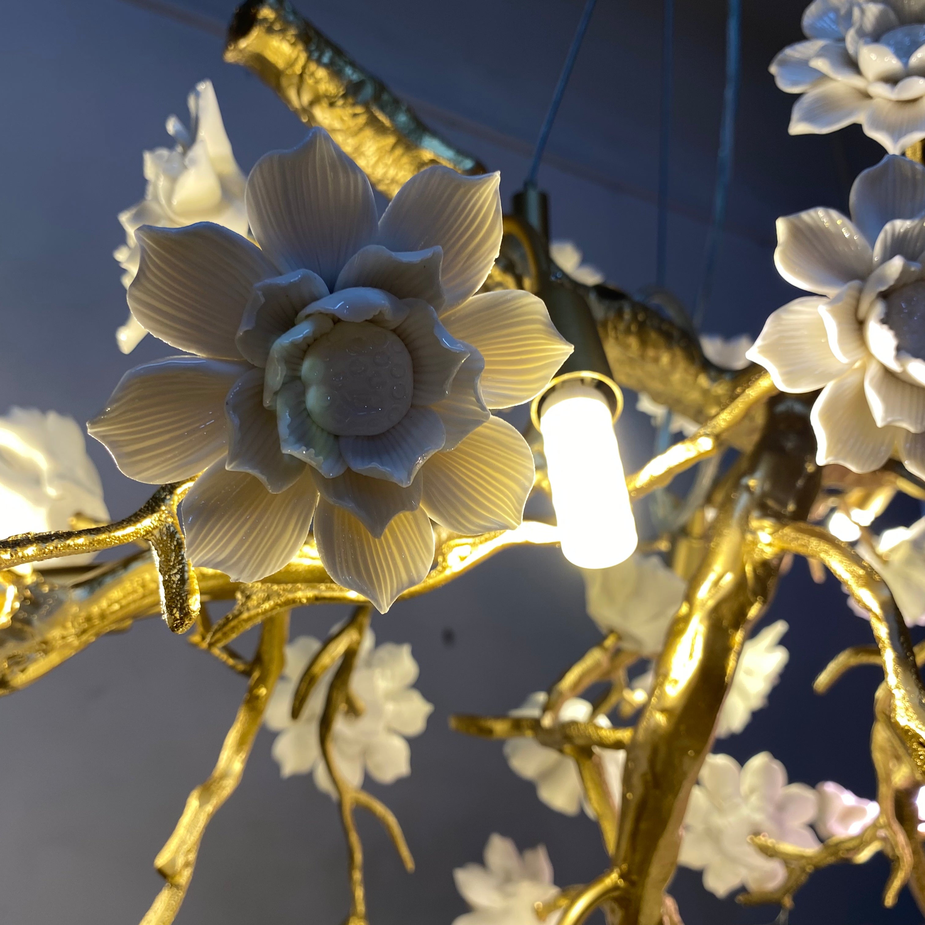Post-Modern Art Brass and Ceramics Flower Pendant Branch Chandelier for Living/Dining Room-Chandeliers-Blushlighting