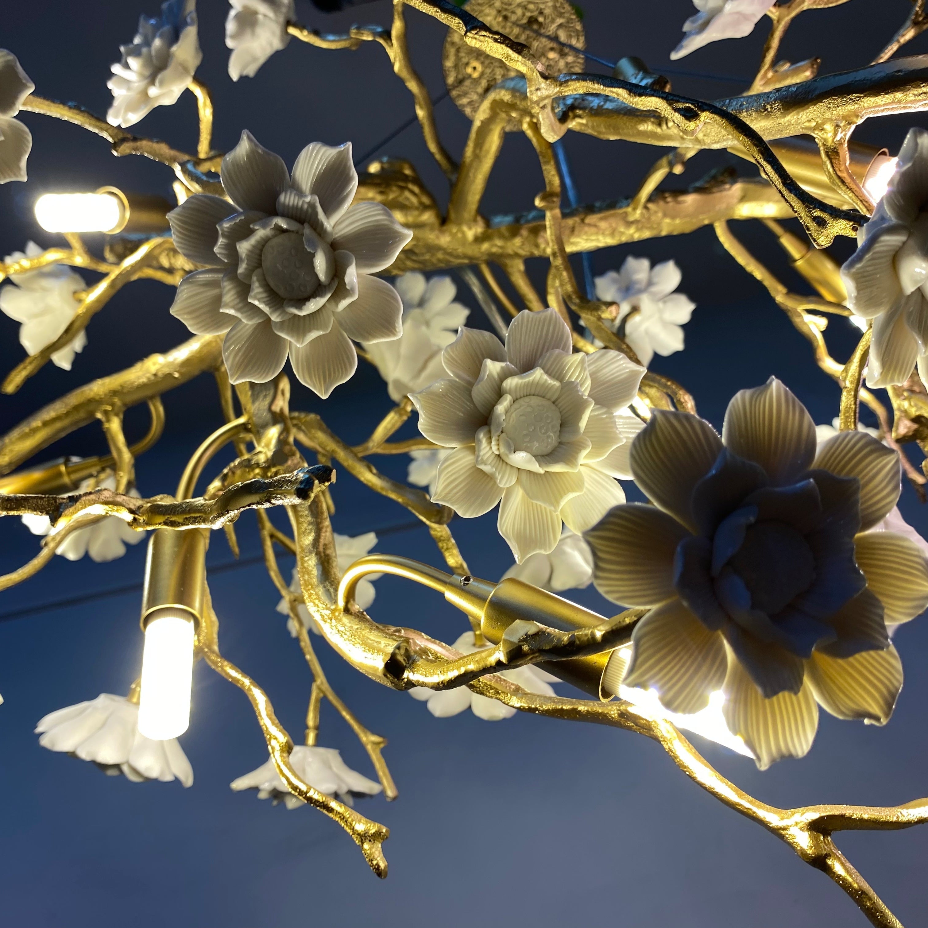 Post-Modern Art Brass and Ceramics Flower Pendant Branch Chandelier for Living/Dining Room-Chandeliers-Blushlighting