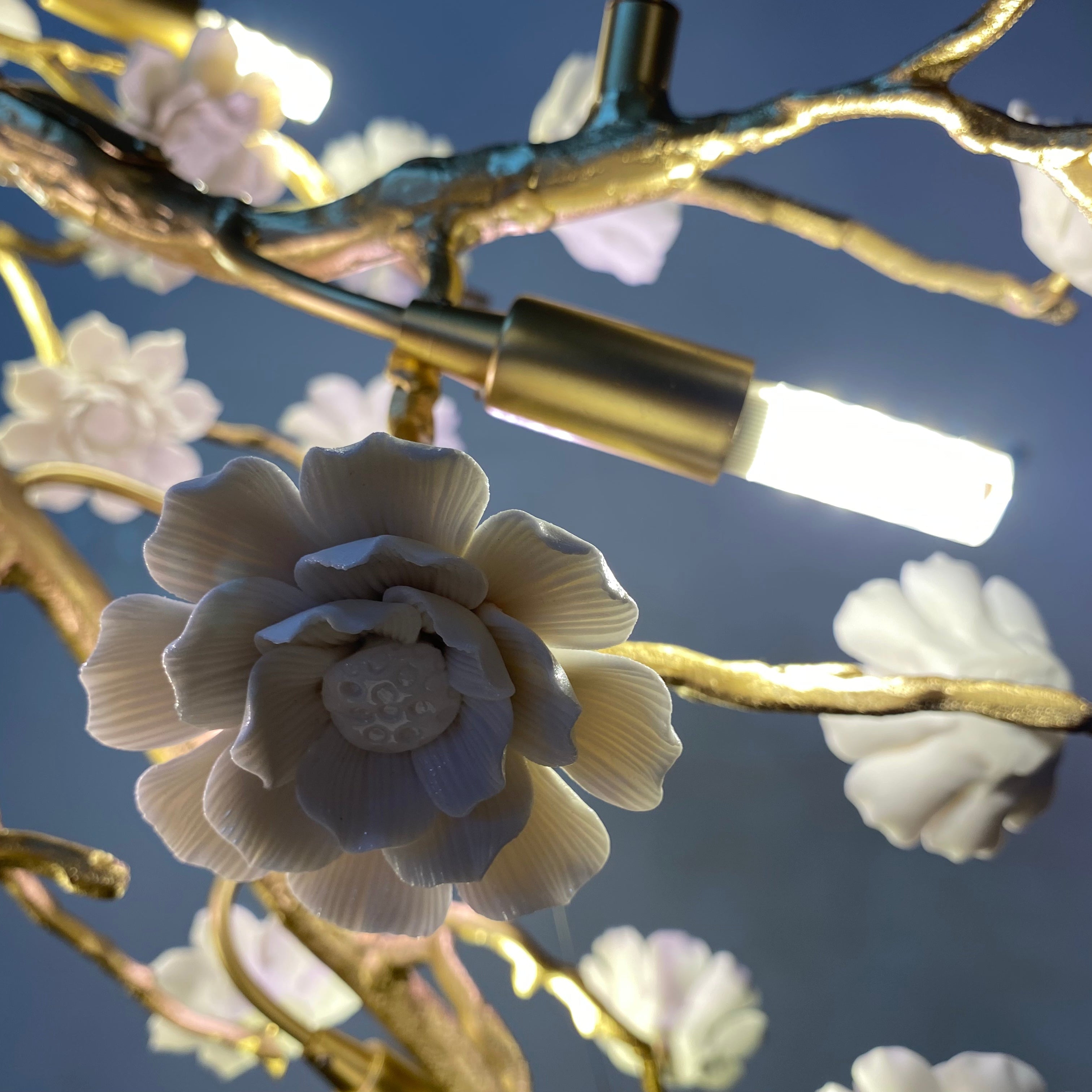 Post-Modern Art Brass and Ceramics Flower Pendant Branch Chandelier for Living/Dining Room-Chandeliers-Blushlighting