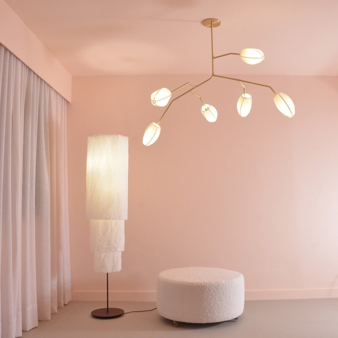 Sacura Chandelier - 6 lights L 49.2″ x W 39.4″ x H 43.3″Brass & WhiteBlushlighting