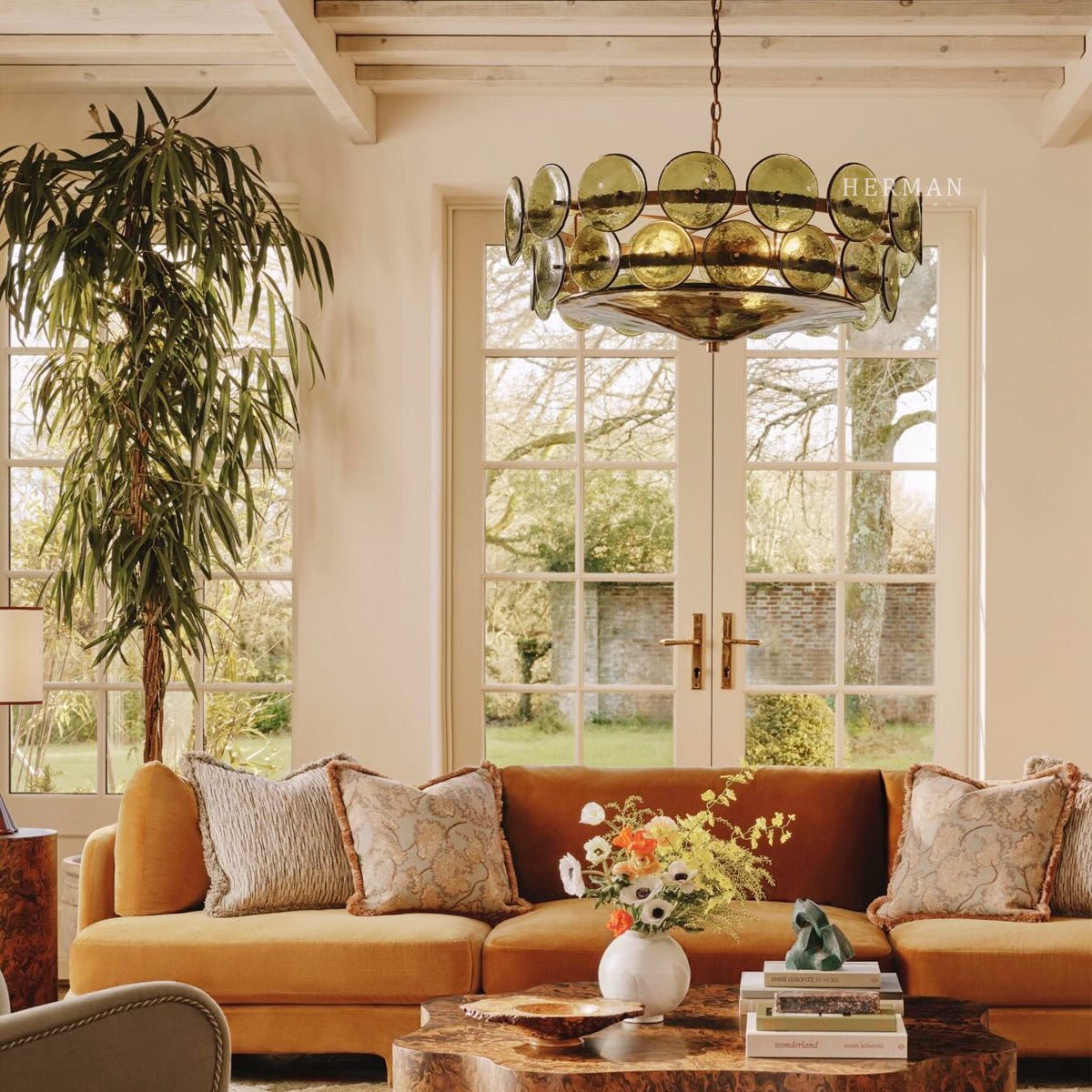 Solaris Disc Murano Chandelier - ∅ 39.4″ x H 14.2″White & GoldBlushlighting