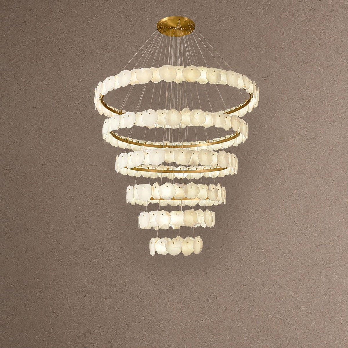 Spiral Alabaster Chandelier – Gold & White 4‑6 Layer Luxury Ceiling Light - 5-layers ∅ 53.1″ x H 47.2″Gold & WhiteWarm LightBlushlighting
