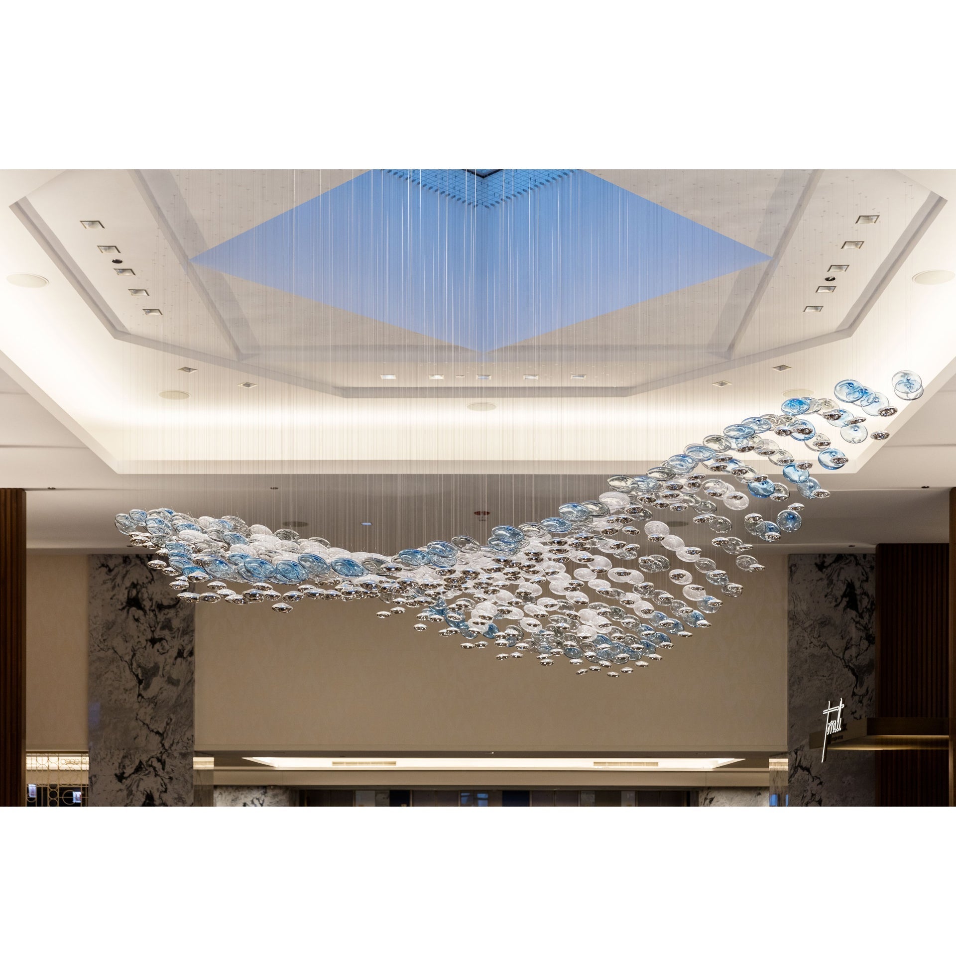 The Flying Surge LED Chandelier | Custom Size & Made-to-Order Lighting for Luxury Homes & Commercial Spaces - L 98.4" x W 47.2" x H 78.7" / L 250 x W 120cm x H 200cmBlue & GreyWarm LightBlushlighting