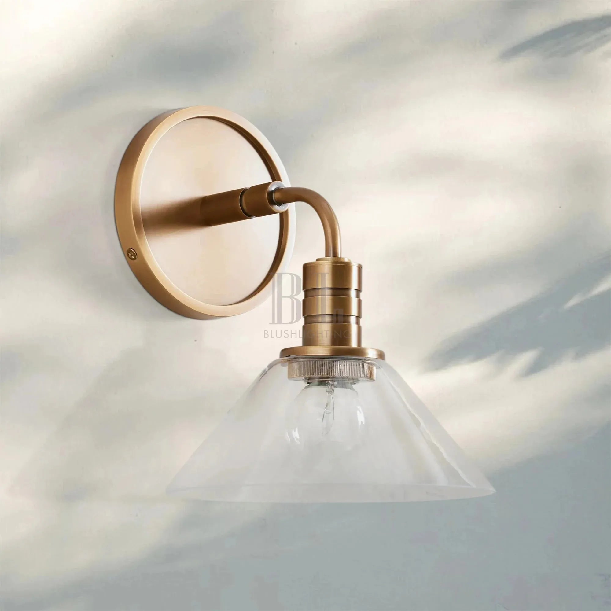 Theron Single Wall Sconce - Blushlighting