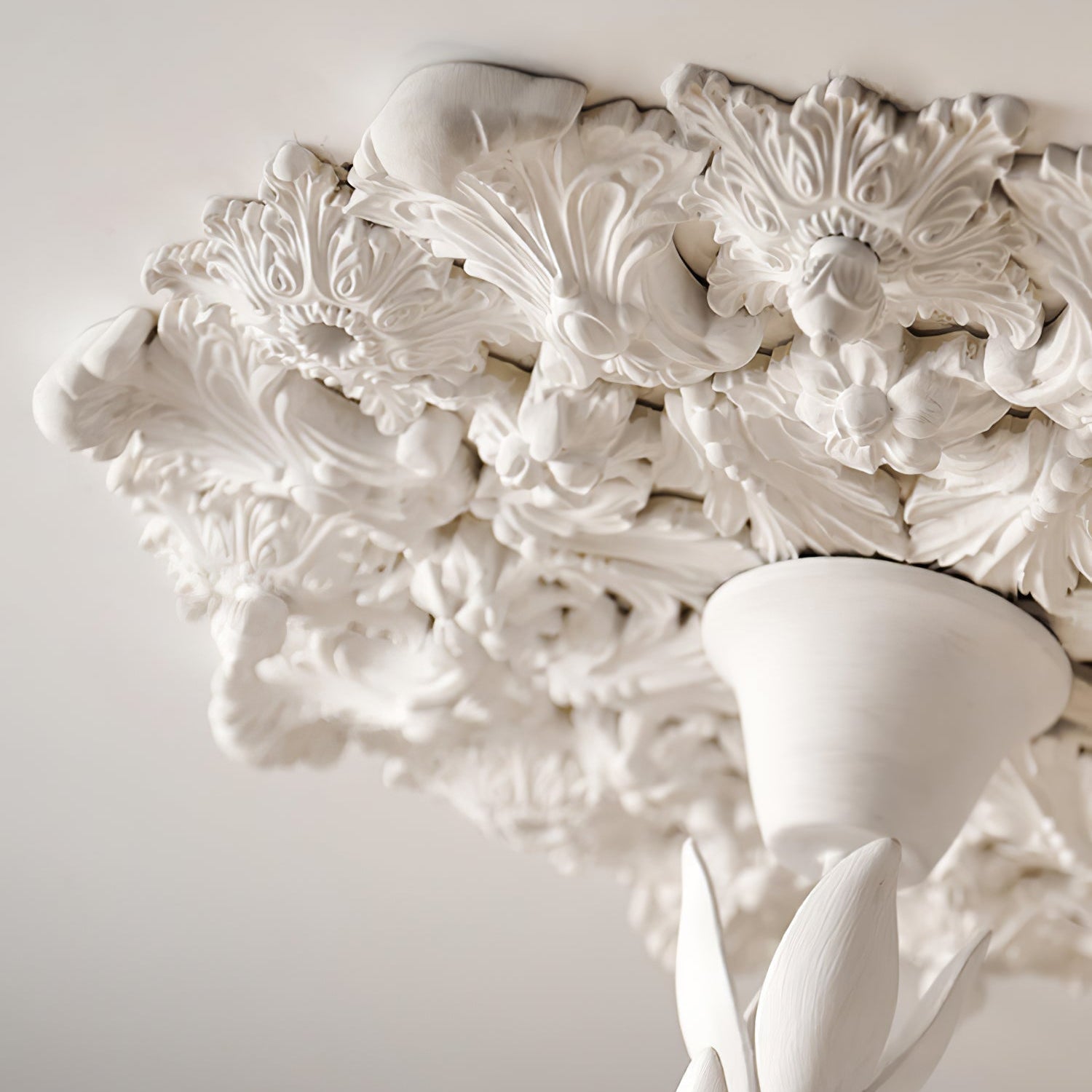 Tinsley Plaster Chandelier - D 60cm x H 60cm / ∅ 23.6″ x H 23.6″WhiteWarm WhiteBlushlighting