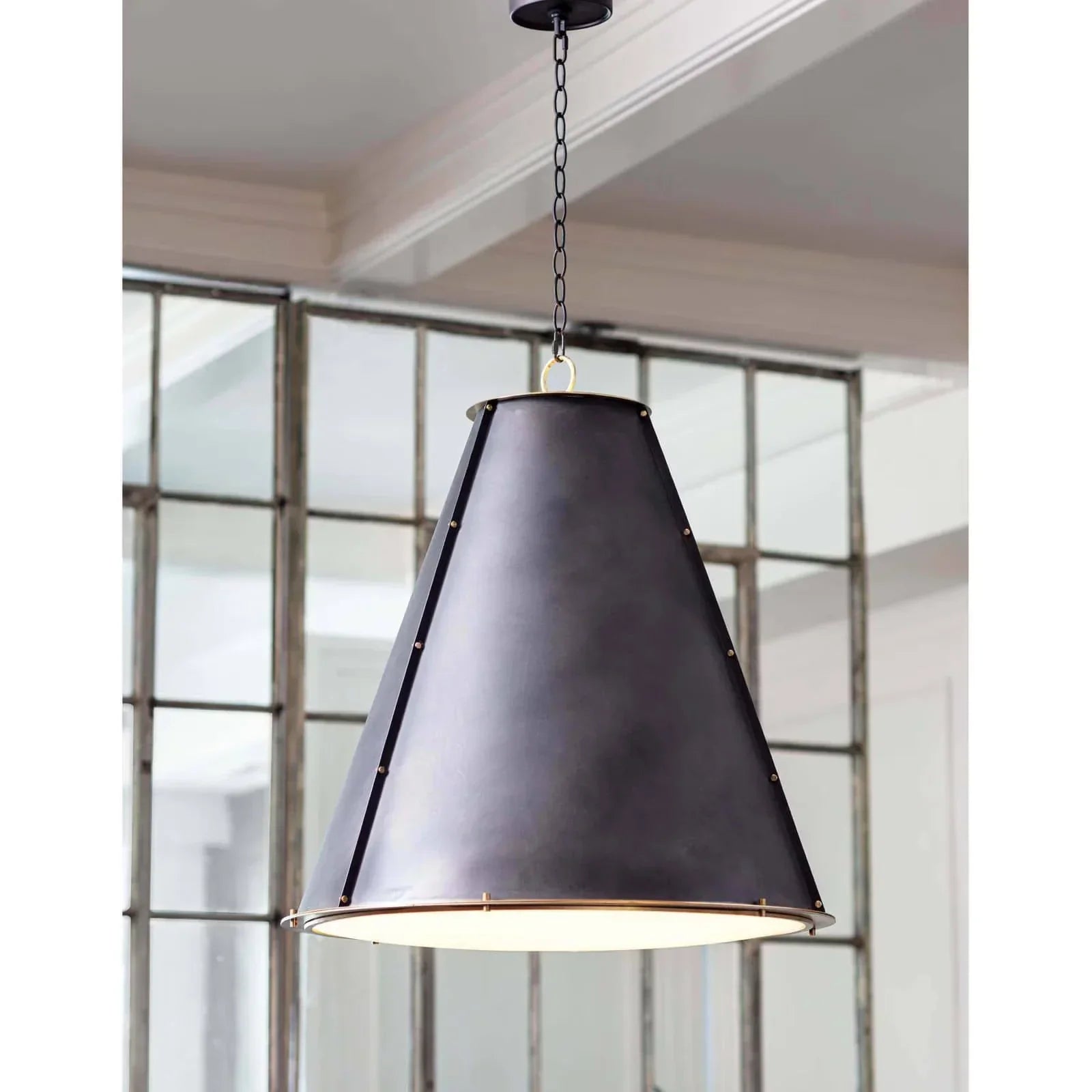 Vertelle Maid Chandelier Large-
