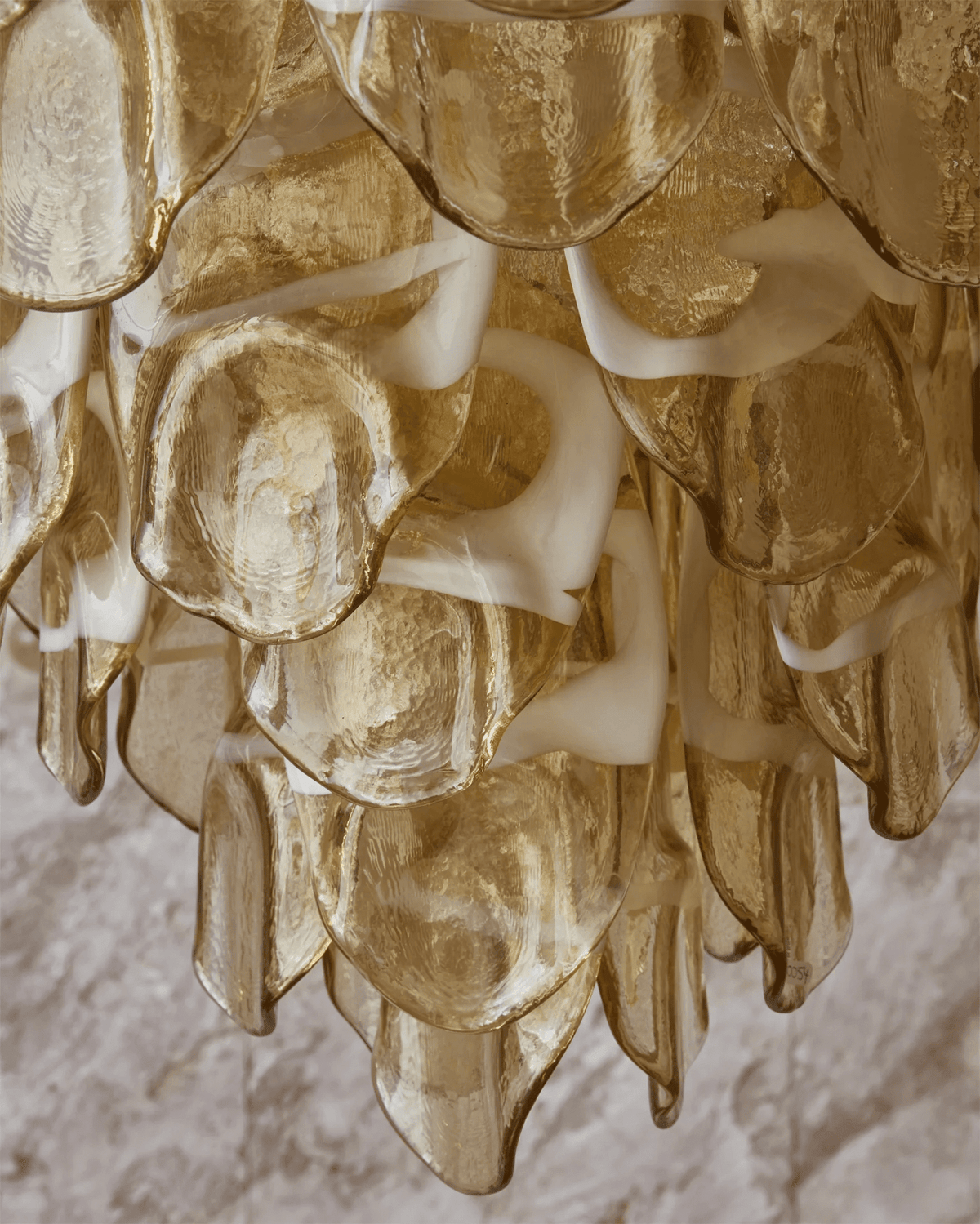 Vivara Glass Chandelier - ∅ 39.4″ x H 27.6″Pink GlassBlushlighting