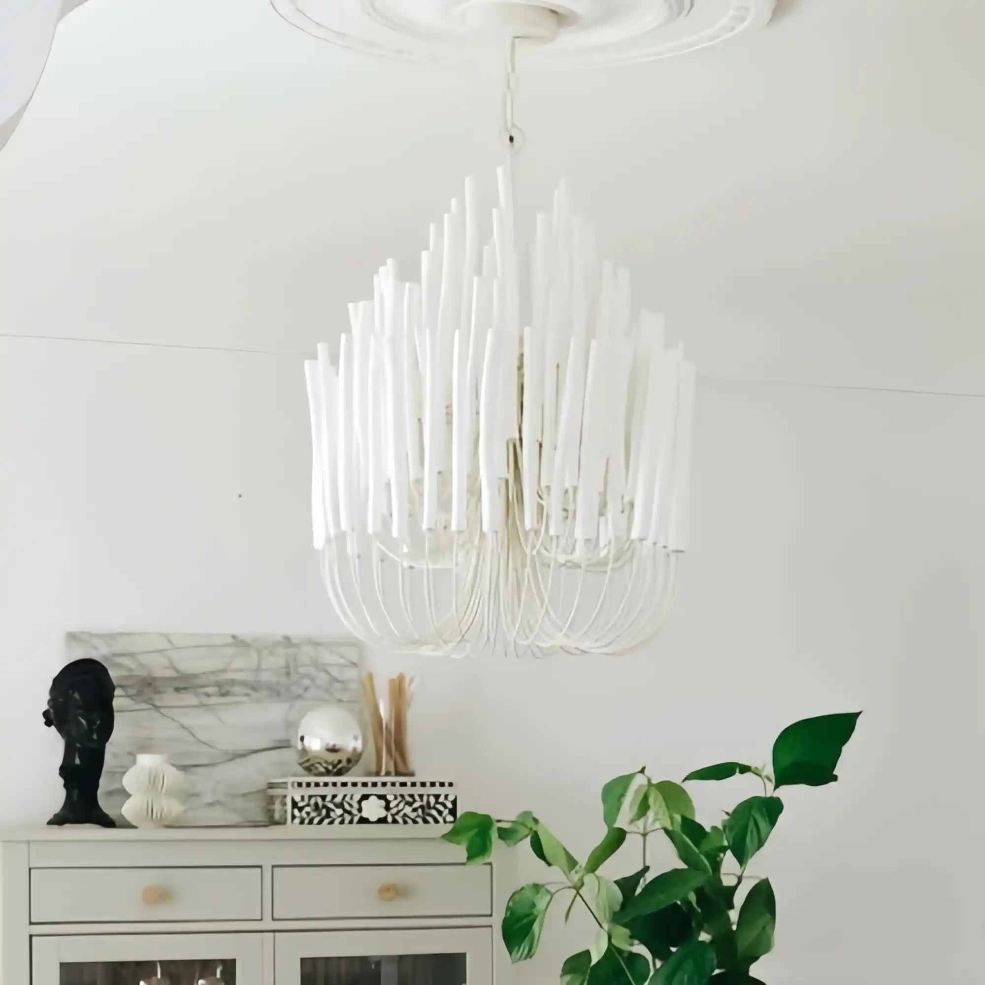 5/6-Light Modern Branch Modeling Chandelier in White or Black for Stylish Interiors-Chandeliers-Blushlighting