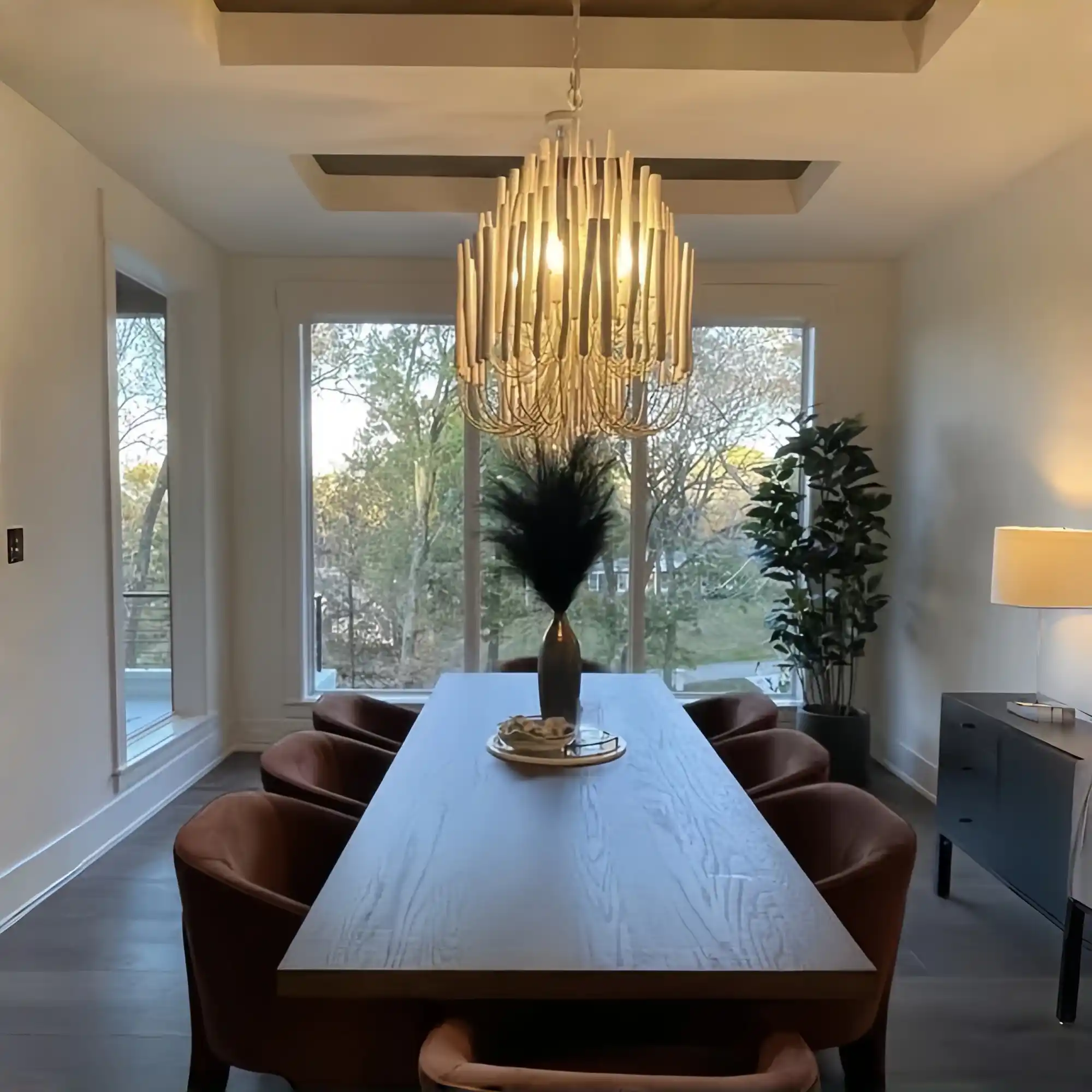 5/6-Light Modern Branch Modeling Chandelier in White or Black for Stylish Interiors-Chandeliers-Blushlighting