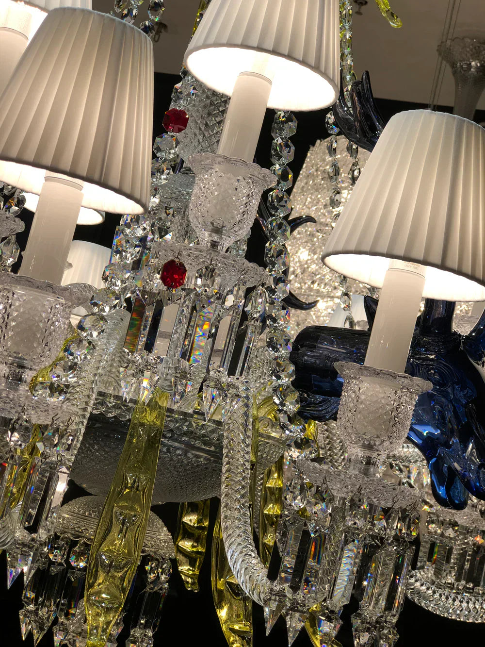 Traditional CBUorful Candle Branch Blue Deer Crystal Chandelier for Living Room/Dining Room
