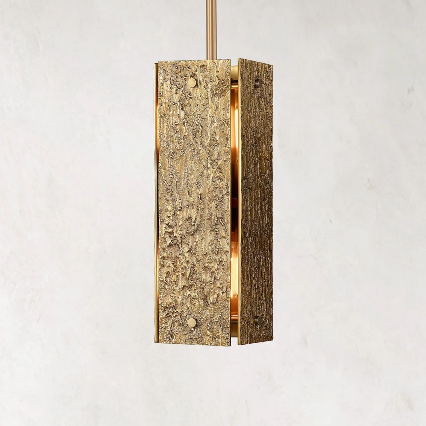 Veuvery Square Pendant 19"