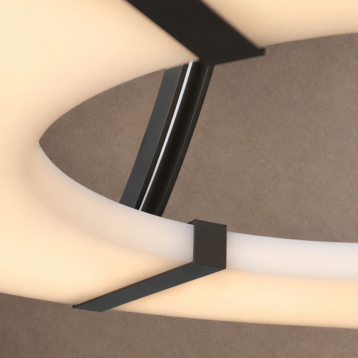 Alabaster Halo Pendant Light – Black & White LED Chandelier - ∅ 23.6″ x H 19.7″Warm LightBlack&WhiteBlushlighting