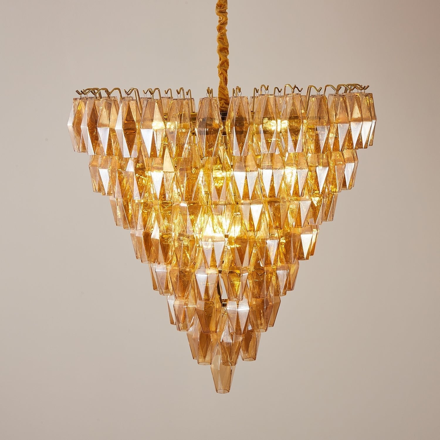 Amber Empire Chandelier - ∅ 39.4″ x H 39.4″Gold & AmberBlushlighting