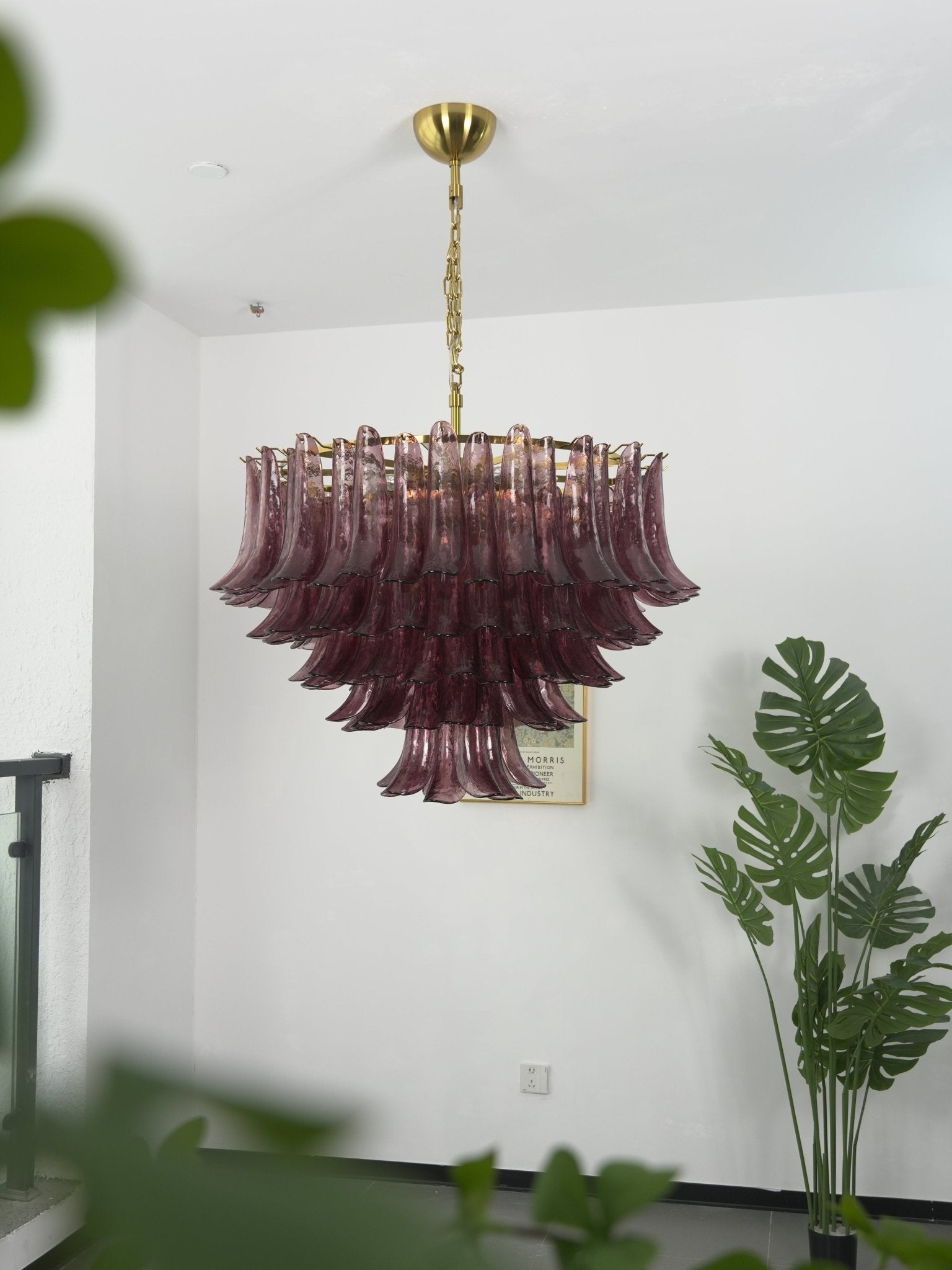 Amethyst Bloom Chandelier - ∅ 39.4″ x H 27.6″Gold & AmethystBlushlighting