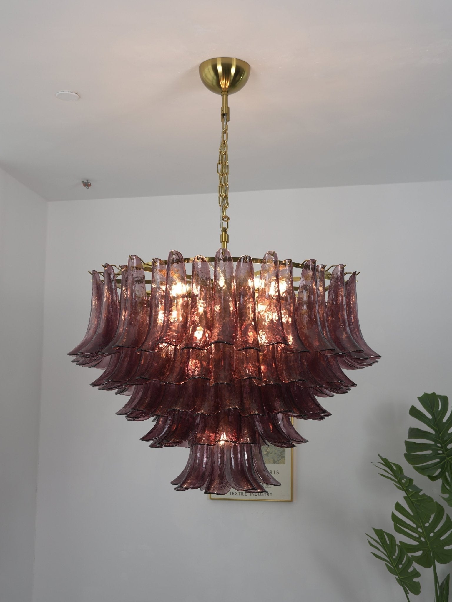 Amethyst Bloom Chandelier - ∅ 39.4″ x H 27.6″Gold & AmethystBlushlighting