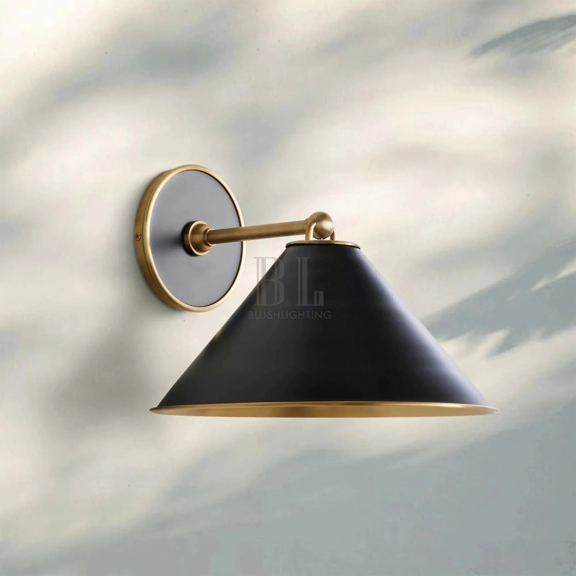 Arno Single Wall Sconce - Blushlighting