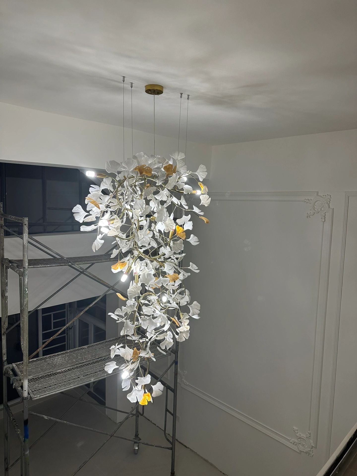 Artistic Tree Branch Pendant Light with Ceramic Ginkgo Leaves for High Ceilings in Hotel or Home-Chandeliers-Blushlighting