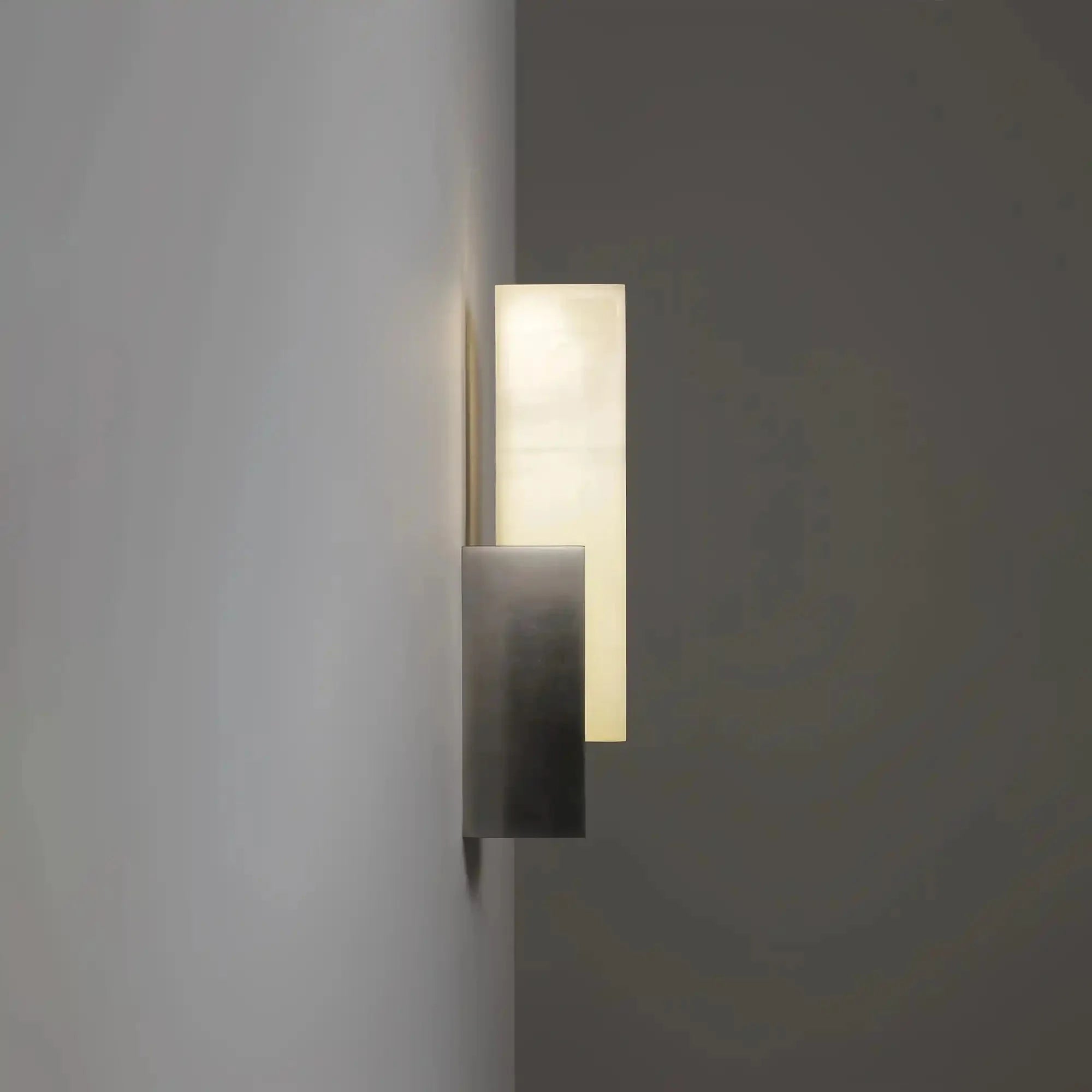 Aurora Alabaster Sconce Elegant LED Stone Lighting - Blushlighting