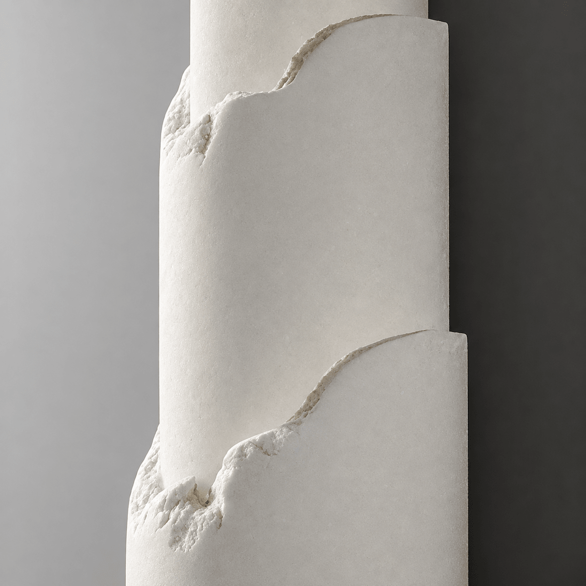 Bedroom Wall Sconce | Layered Alabaster Organic Modern | Stravelle - H59 x W9 cm (23.2 x 3.5 in)Blushlighting