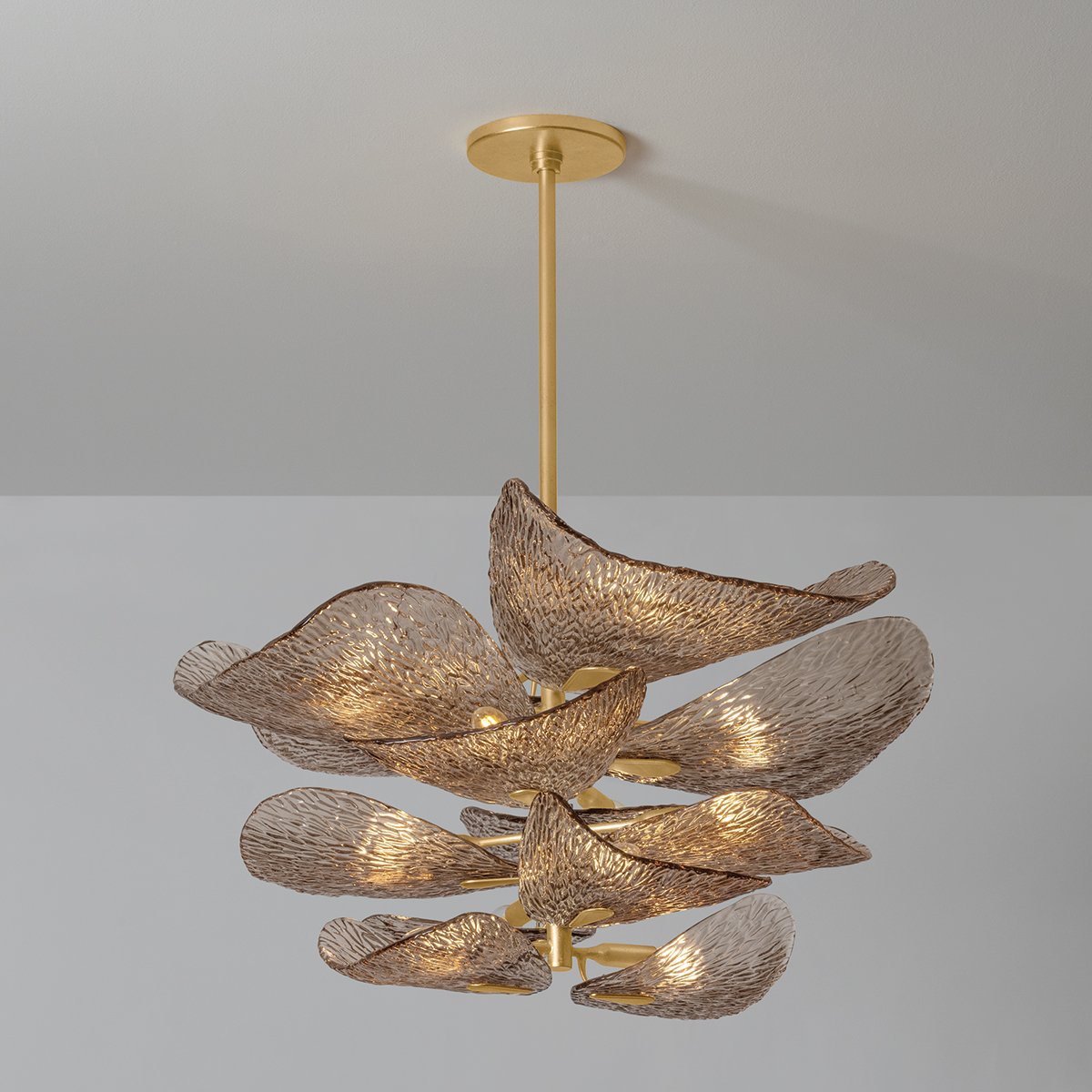 Cardiff Chandelier - ∅ 35" x H 18"Gold & GreyBlushlighting