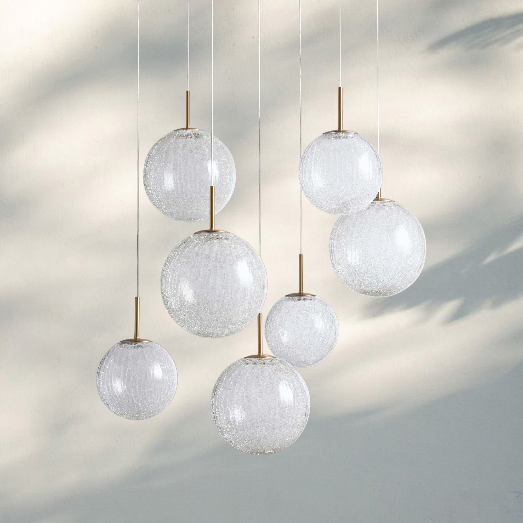 Casen Modern Round Chandelier - Hand - Blown Crackle Glass & Satin Brass LED Pendant Light - 7 - Light 34''CrackleBlushlighting