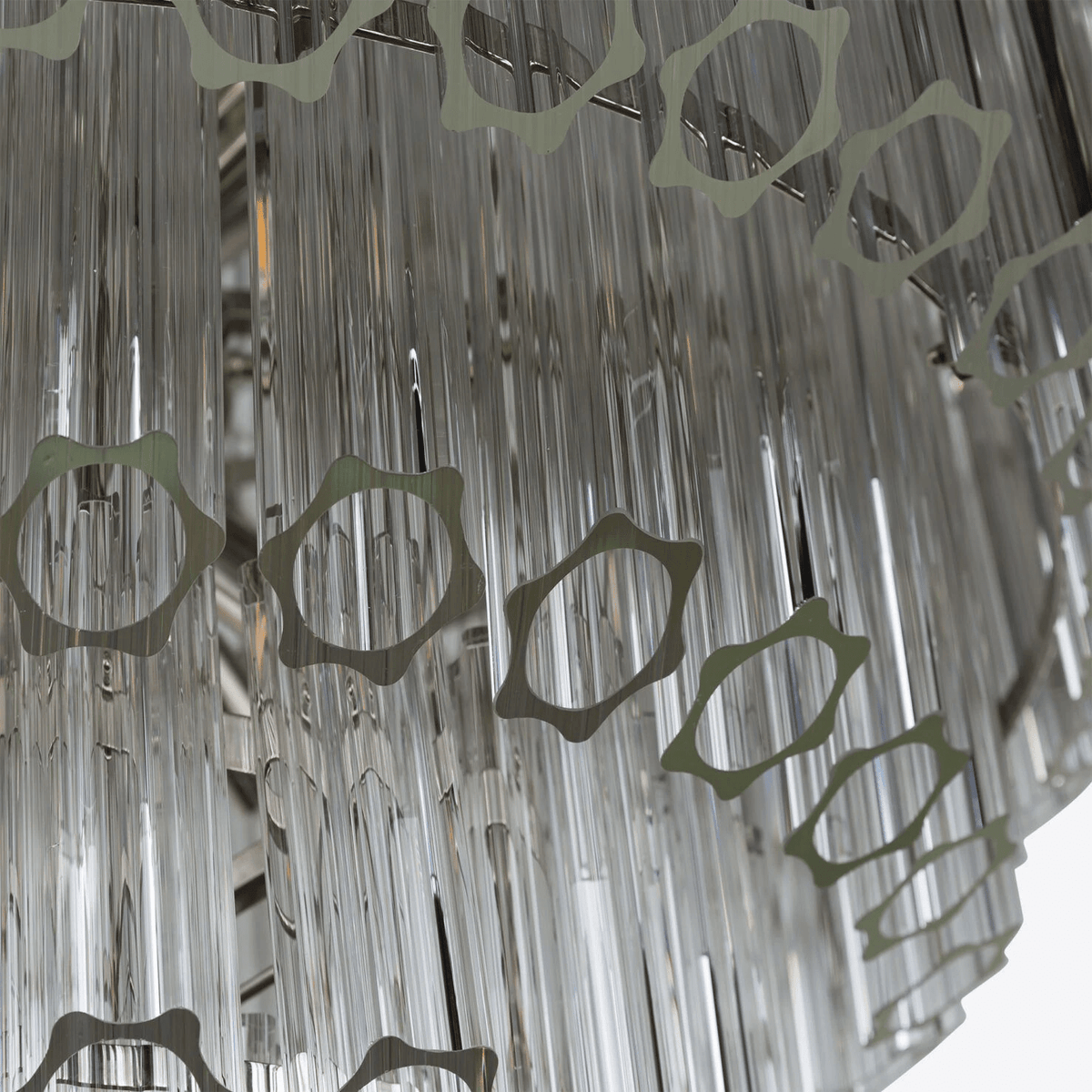 Clear Grande Palermo Chandelier - ∅ 31.5″ x H 34.3″Nickel & ClearBlushlighting