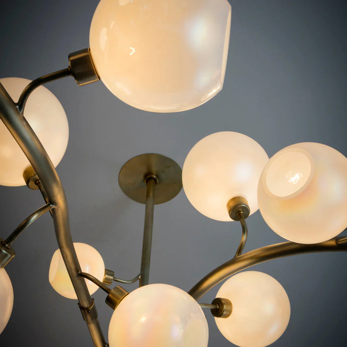 Contemporary Hand-blown Glass Globes Branch Chandelier for Dining Room Living Room and Kitchen Island-