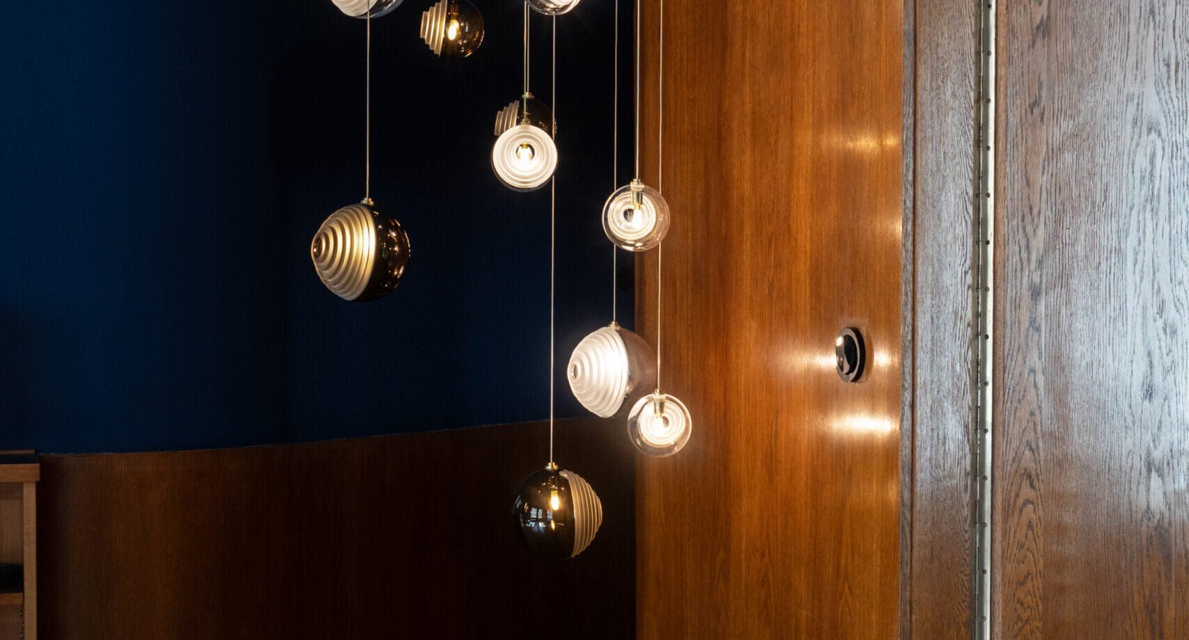 Cosmic Sphere Cascade Glass Chandelier - 3 - lights ∅ 11.8″ x H 59.1″ClearBlushlighting