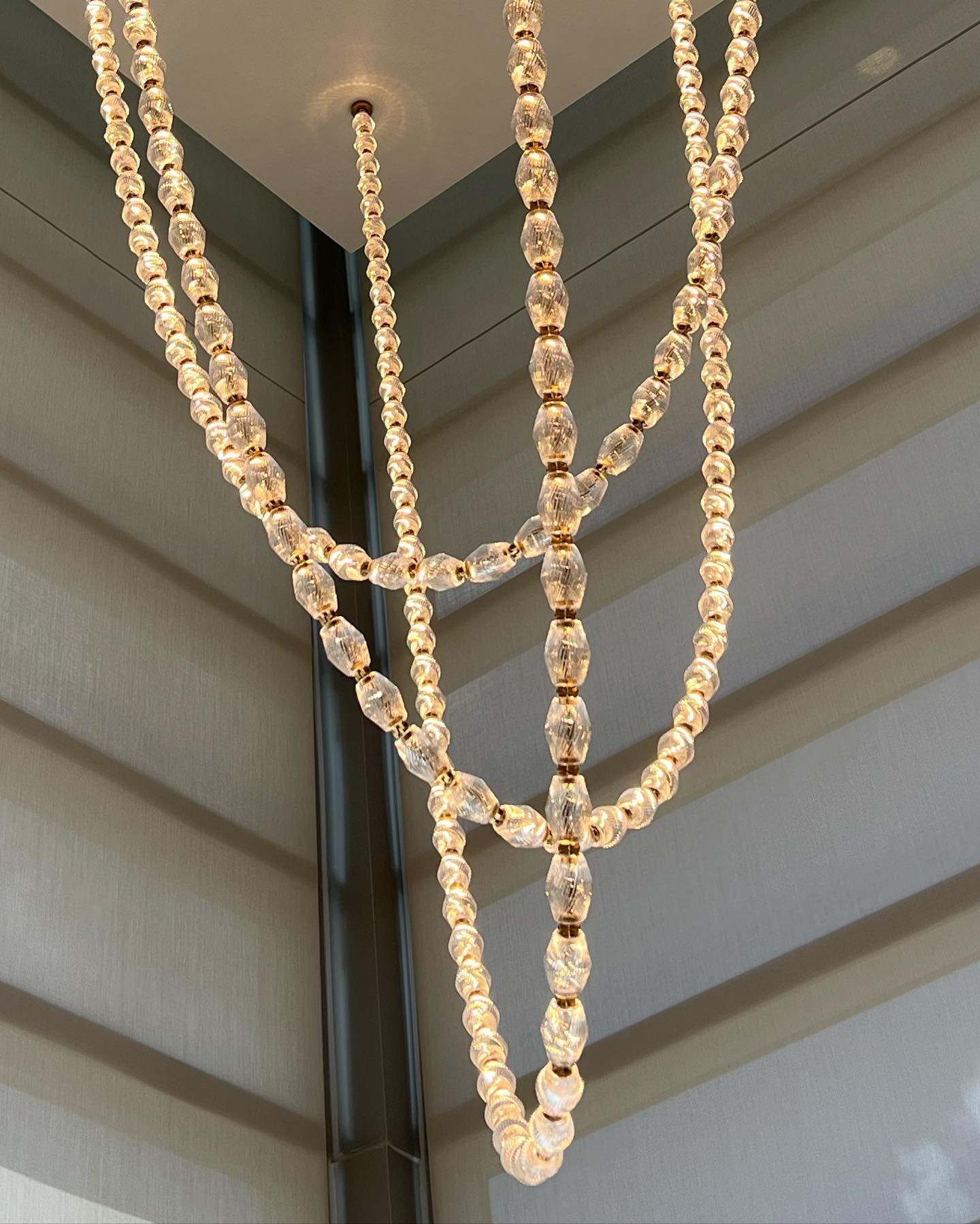 Creative Glass Pearl Necklace Pendant Chandelier for Living/Dining Room/Staircase - L39.4"/3.5kgOneWarm LightBlushlighting