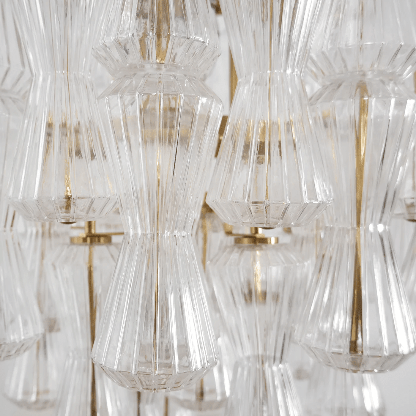 Florenzia Glass Chandelier - ∅ 25.6″ x H 32.6″Clear & GoldBlushlighting