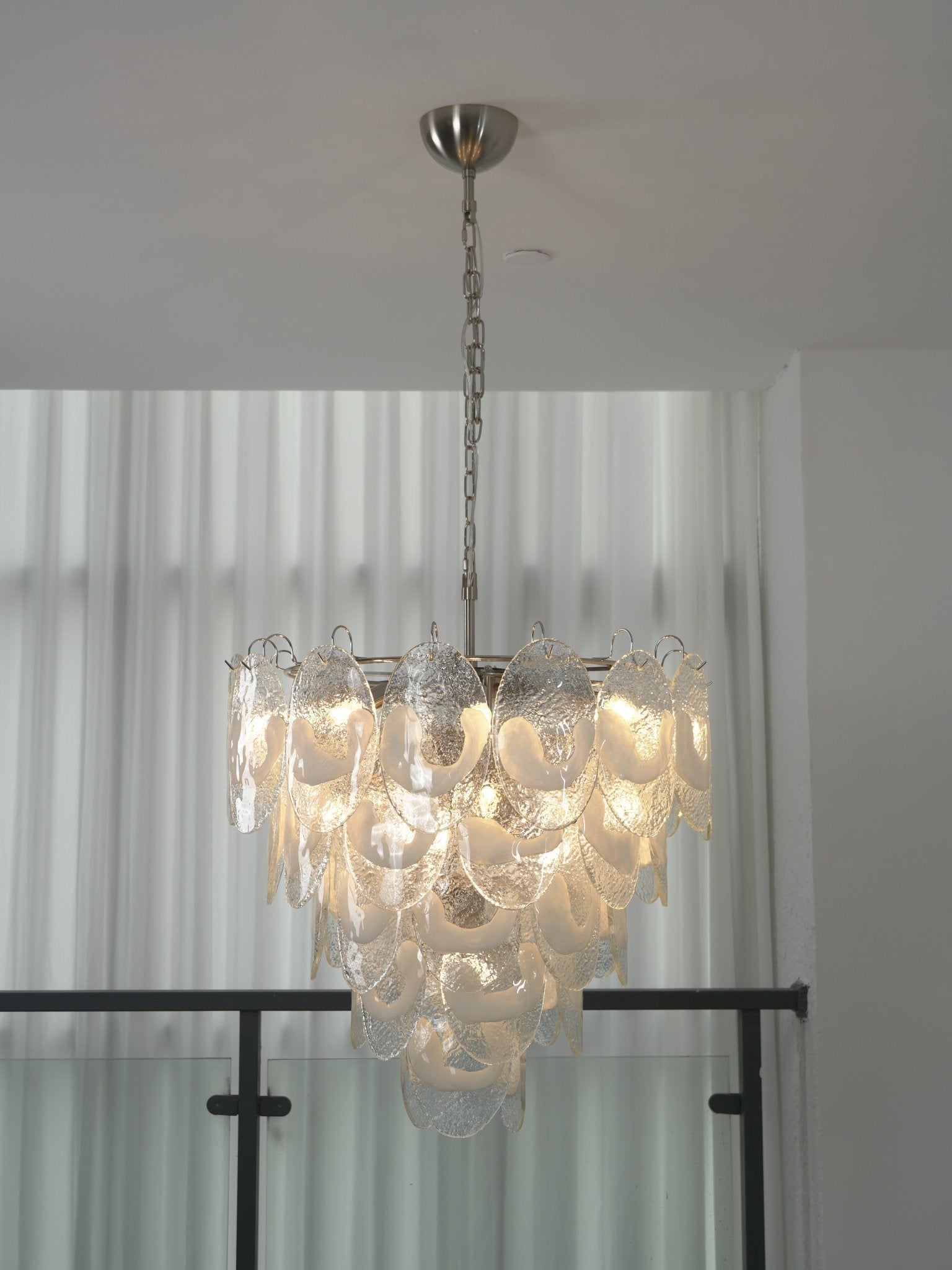 Frostelle Murano Chandelier - ∅ 29.5″ x H 27.6″Nickel & Clear+White glassBlushlighting