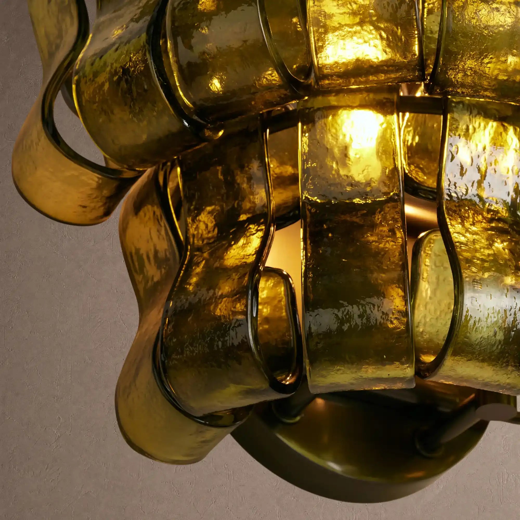 Ghiaccio Glass Wall Sconce - Matte BlackGreenBlushlighting