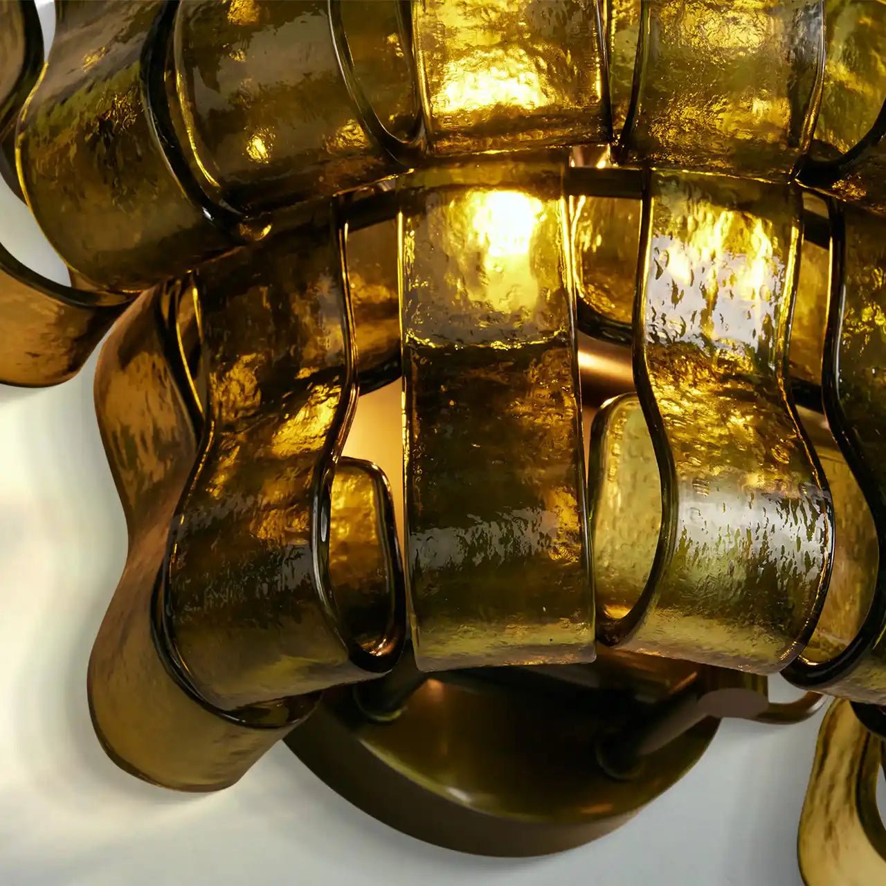 Ghiaccio Glass Wall Sconce - Matte BlackGreenBlushlighting