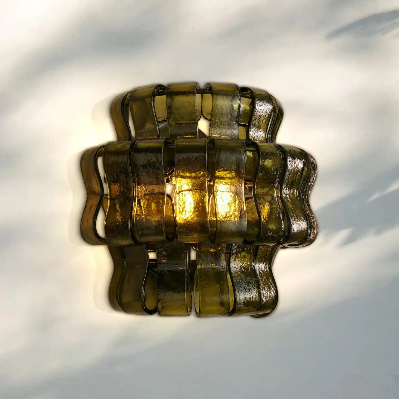 Ghiaccio Glass Wall Sconce - Matte BlackGreenBlushlighting