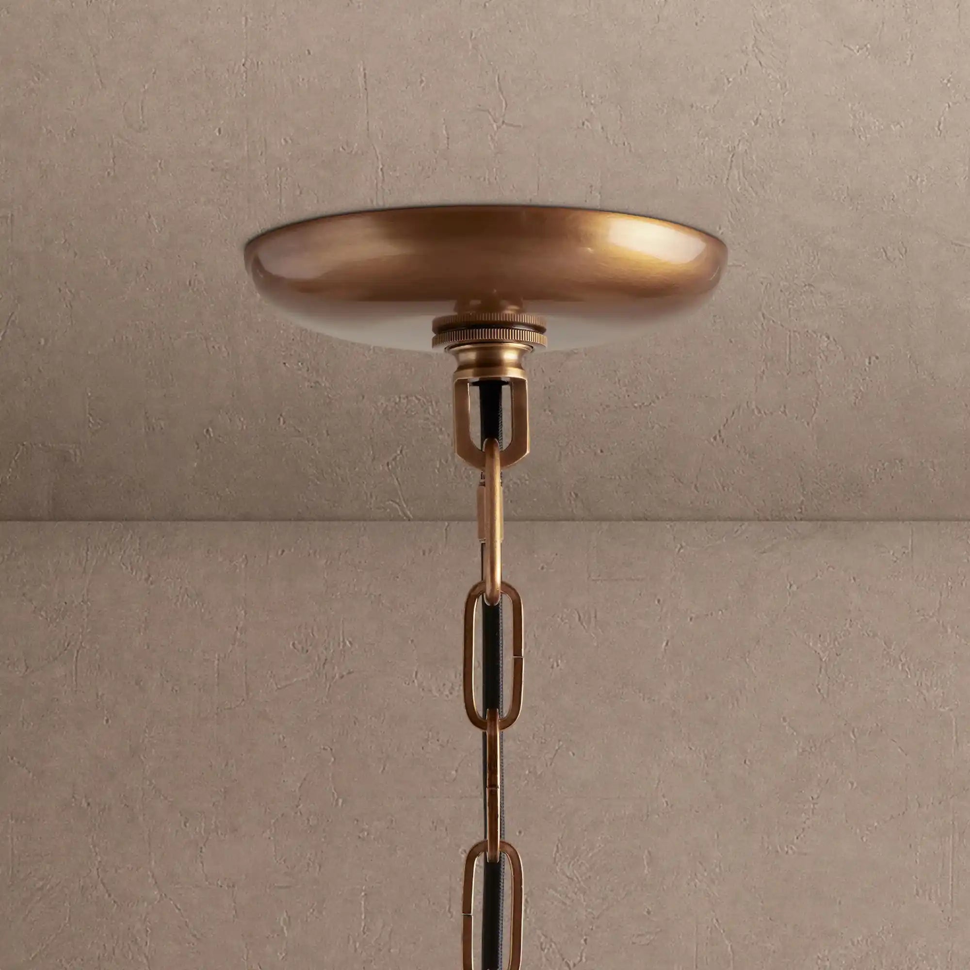 Ghiaccio Pendant Light - BlackGreenBlushlighting