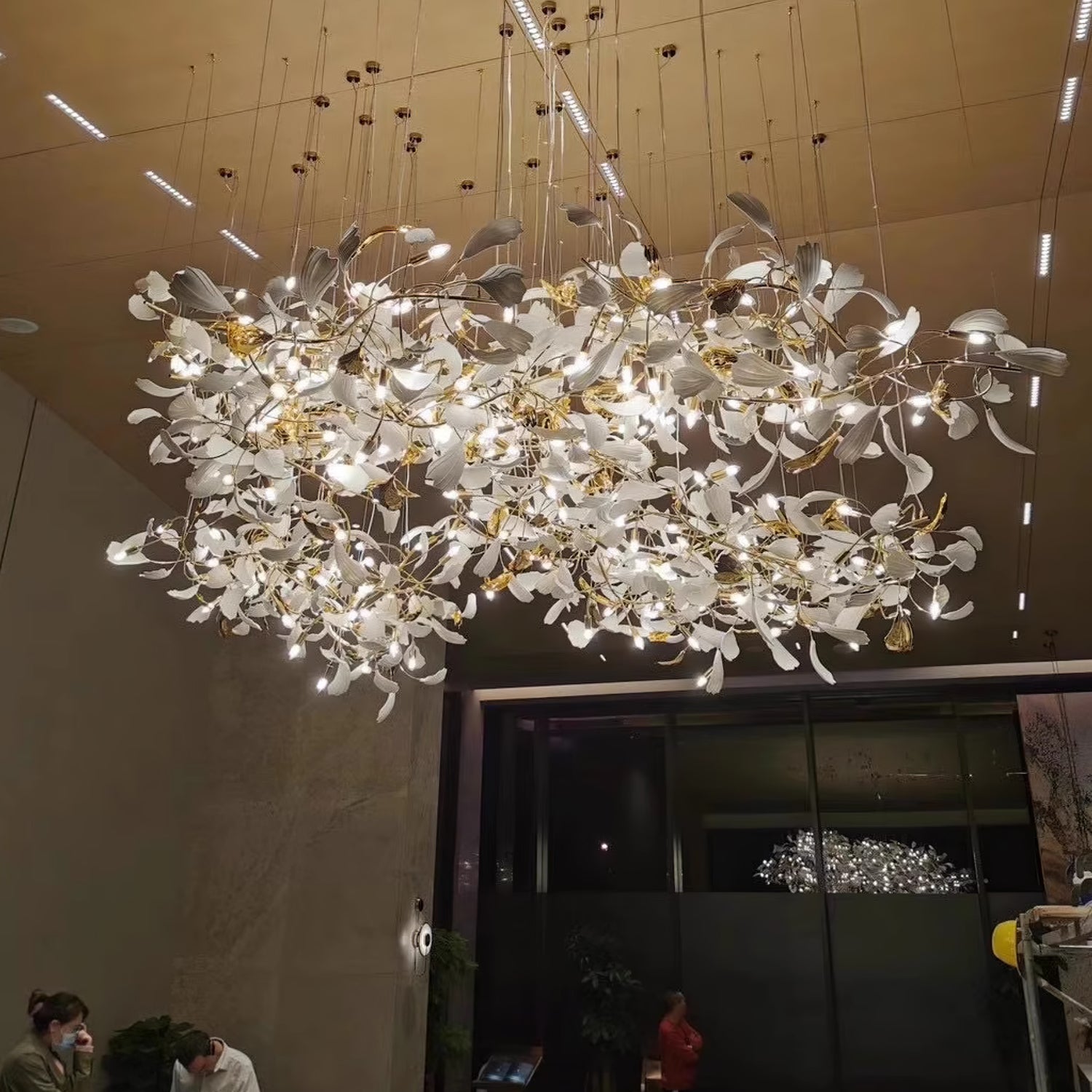 Gingko Leaves Chandelier - L 196.8″ x W 31.5″ x H 59.1″White & GoldBlushlighting