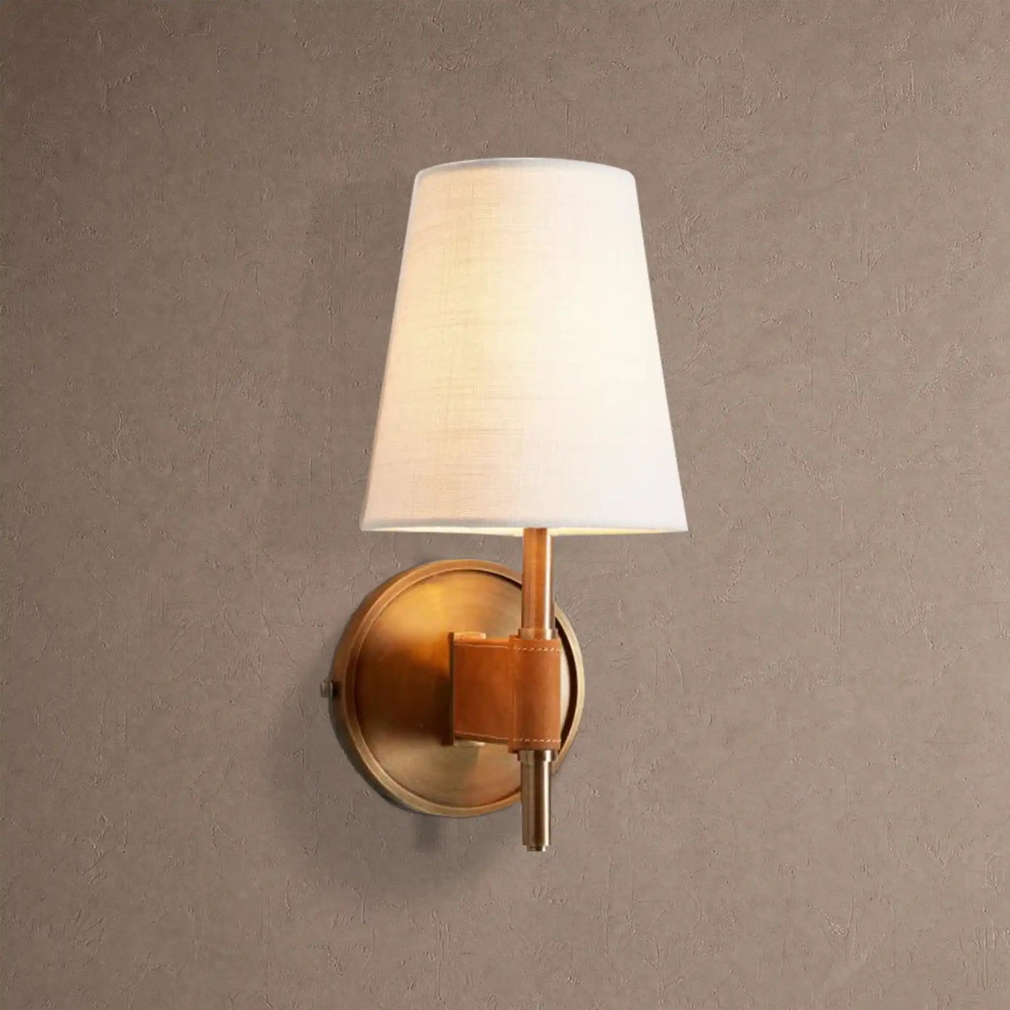 Hastings Wall Sconce - Blushlighting