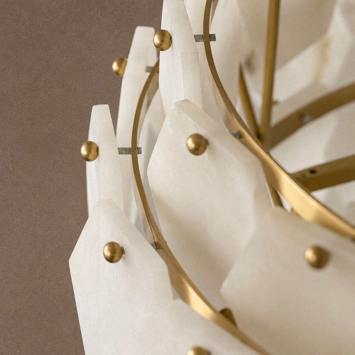 Hexa Cloud Tiered Pendant - ∅ 23.6″ x H 17.7″Gold & WhiteBlushlighting