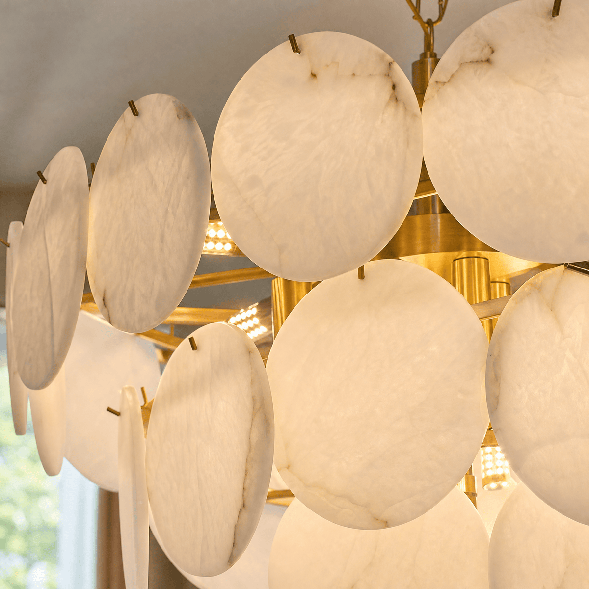 Hollis Modern Alabaster Round Chandelier - D500×H320Blushlighting