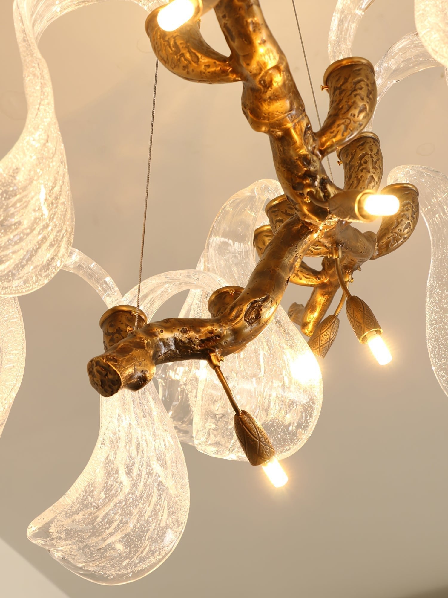 Icarus Wings Horizontal Branch Chandelier - L 39.4″ x W 15.7″ x H 15.7″ / L 100cm x W 40cm x H 40cmBlushlighting