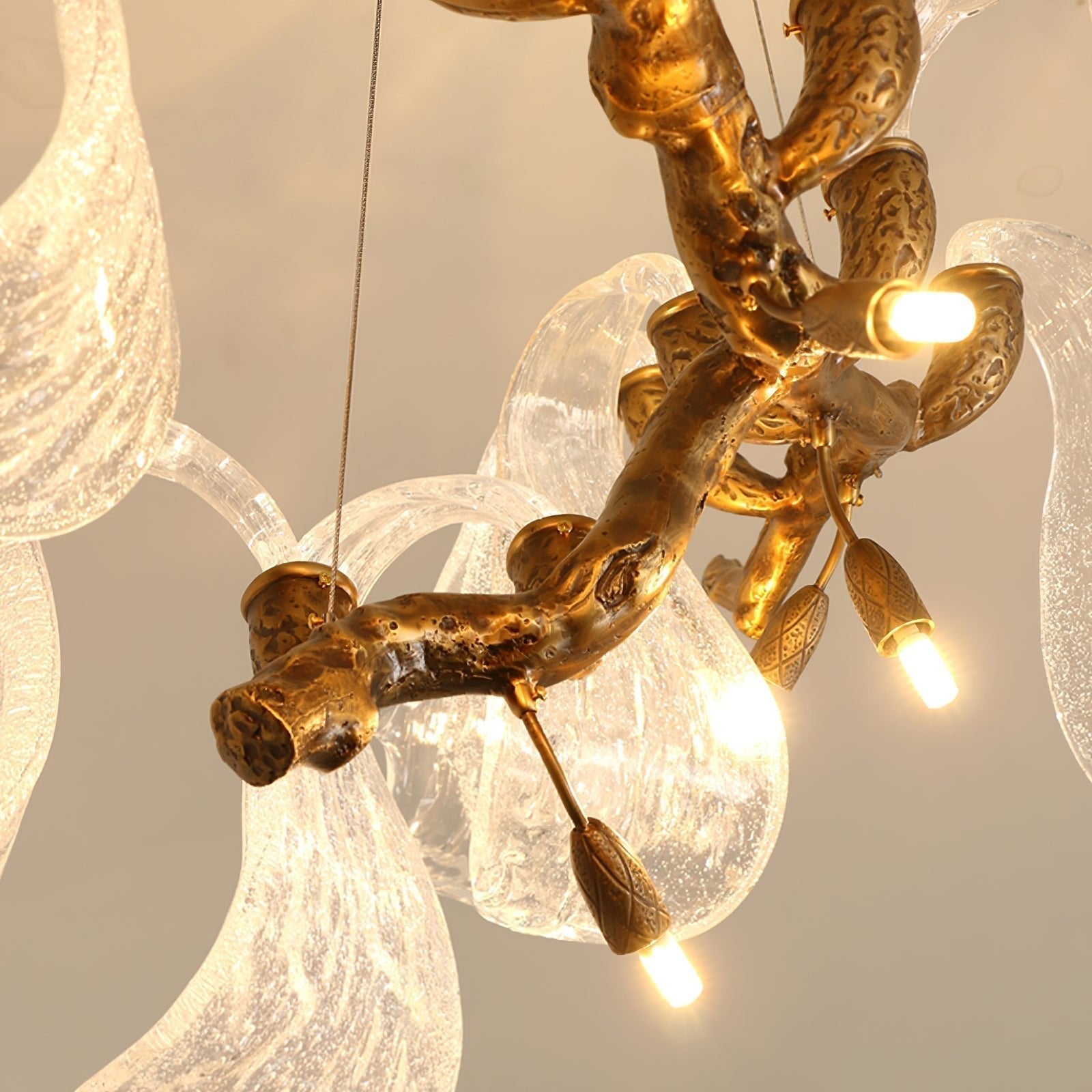 Icarus Wings Horizontal Branch Chandelier - L 39.4″ x W 15.7″ x H 15.7″ / L 100cm x W 40cm x H 40cmBlushlighting