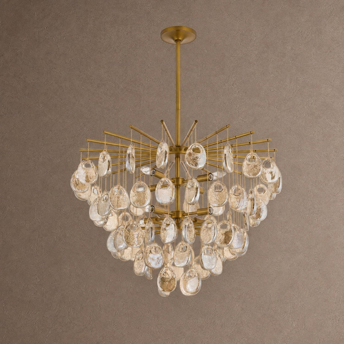 Jacqueline Round Chandelier - ∅ 32" x H 27"Gold & AmberBlushlighting
