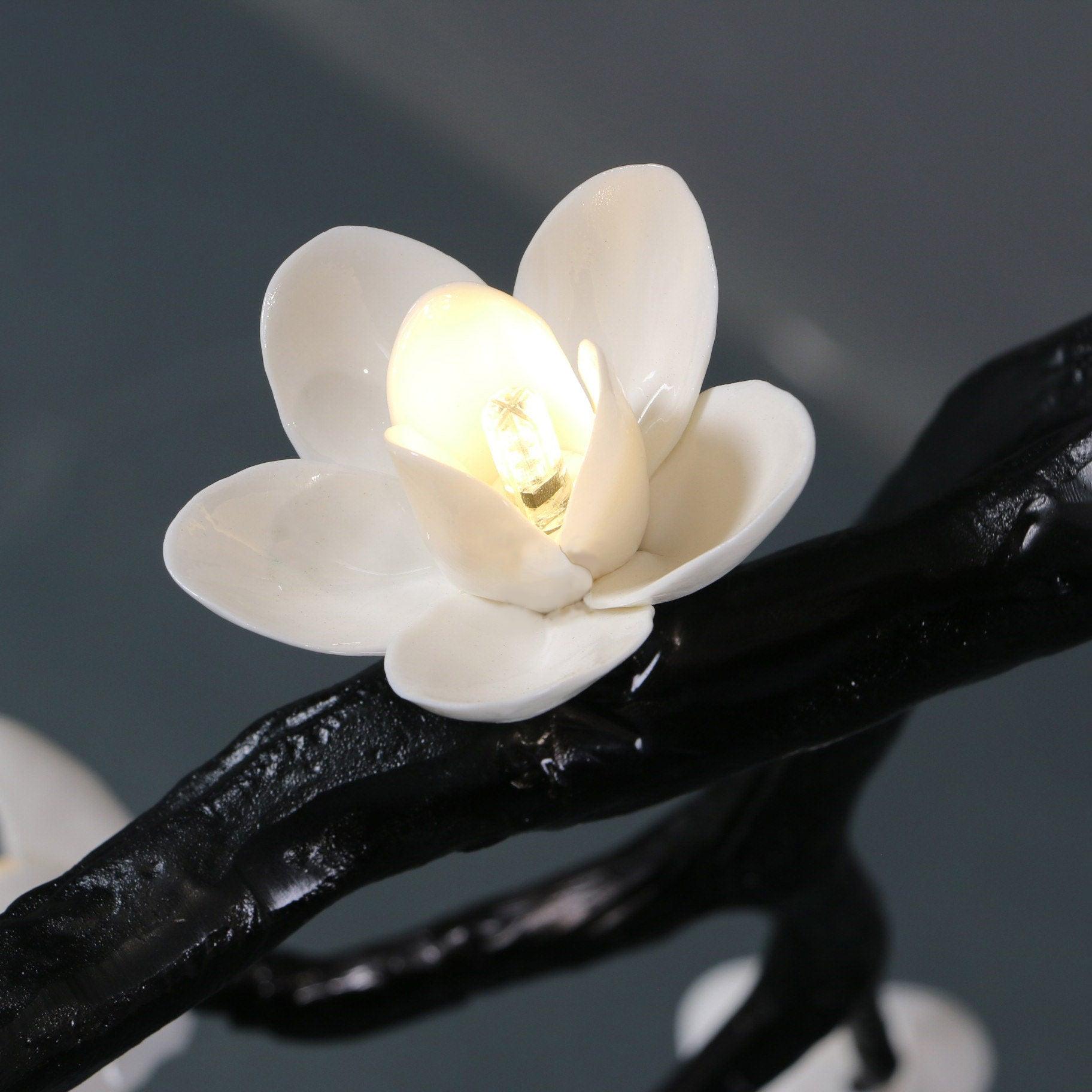 Large Long Branch Flower Chandelier - L 17.7″ x H 43.3″ / L 45cm x H 1100cmBrass stained blackBlushlighting