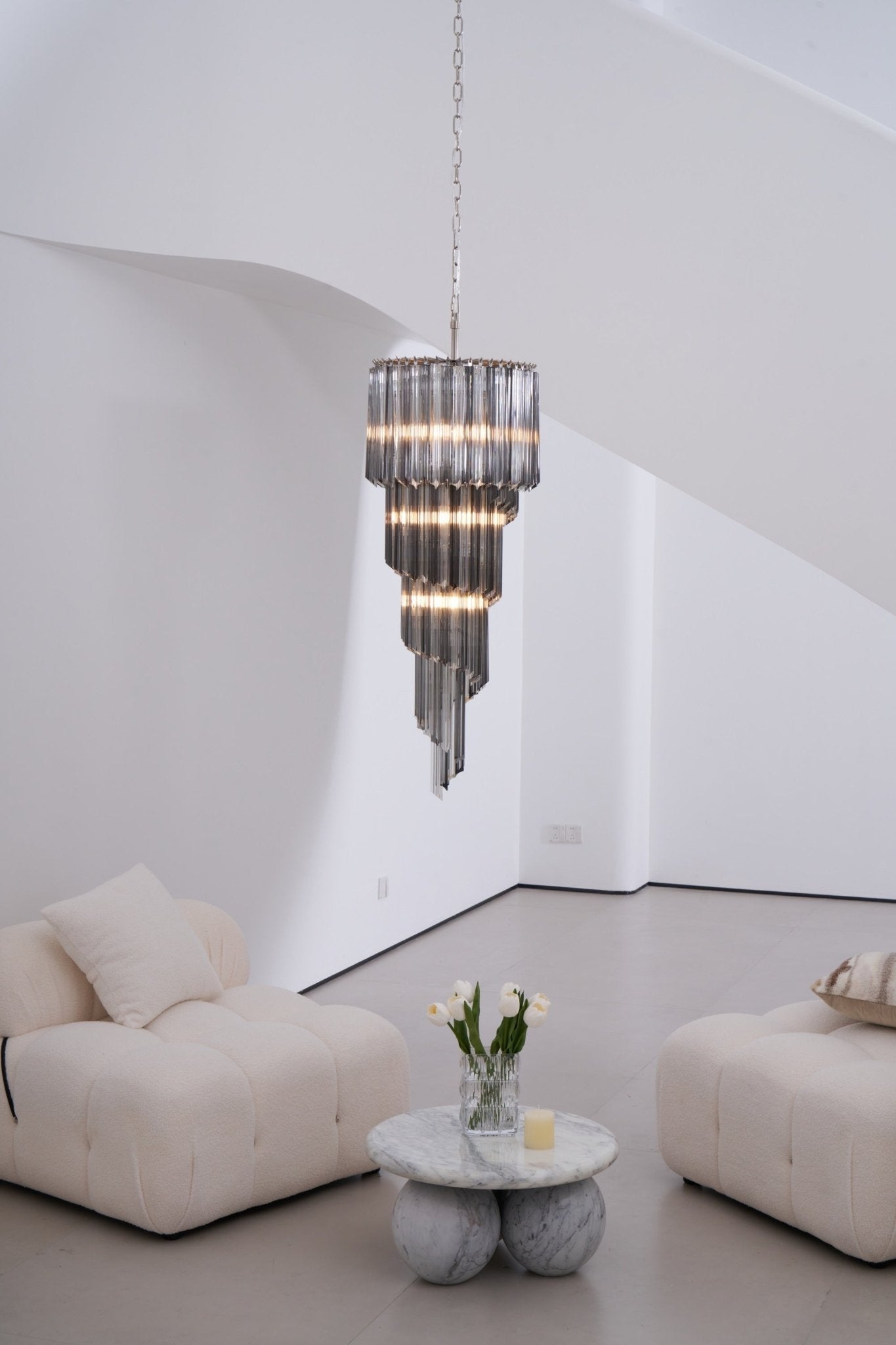 Lucente Noir Spiral Chandelier - ∅ 15.7″ x H 39.4″Grey+Clear Glass & NickelBlushlighting