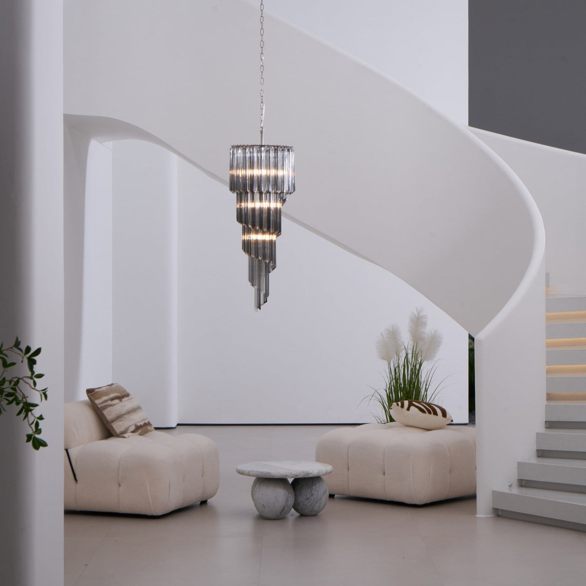 Lucente Noir Spiral Chandelier - ∅ 15.7″ x H 39.4″Grey+Clear Glass & NickelBlushlighting