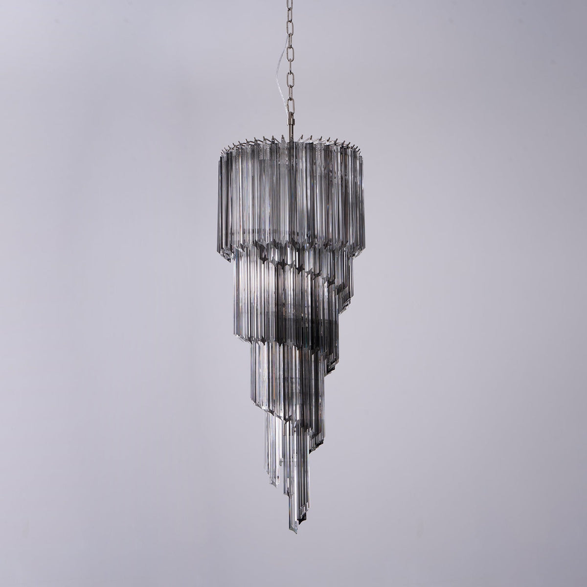 Lucente Noir Spiral Chandelier - ∅ 15.7″ x H 39.4″Grey+Clear Glass & NickelBlushlighting