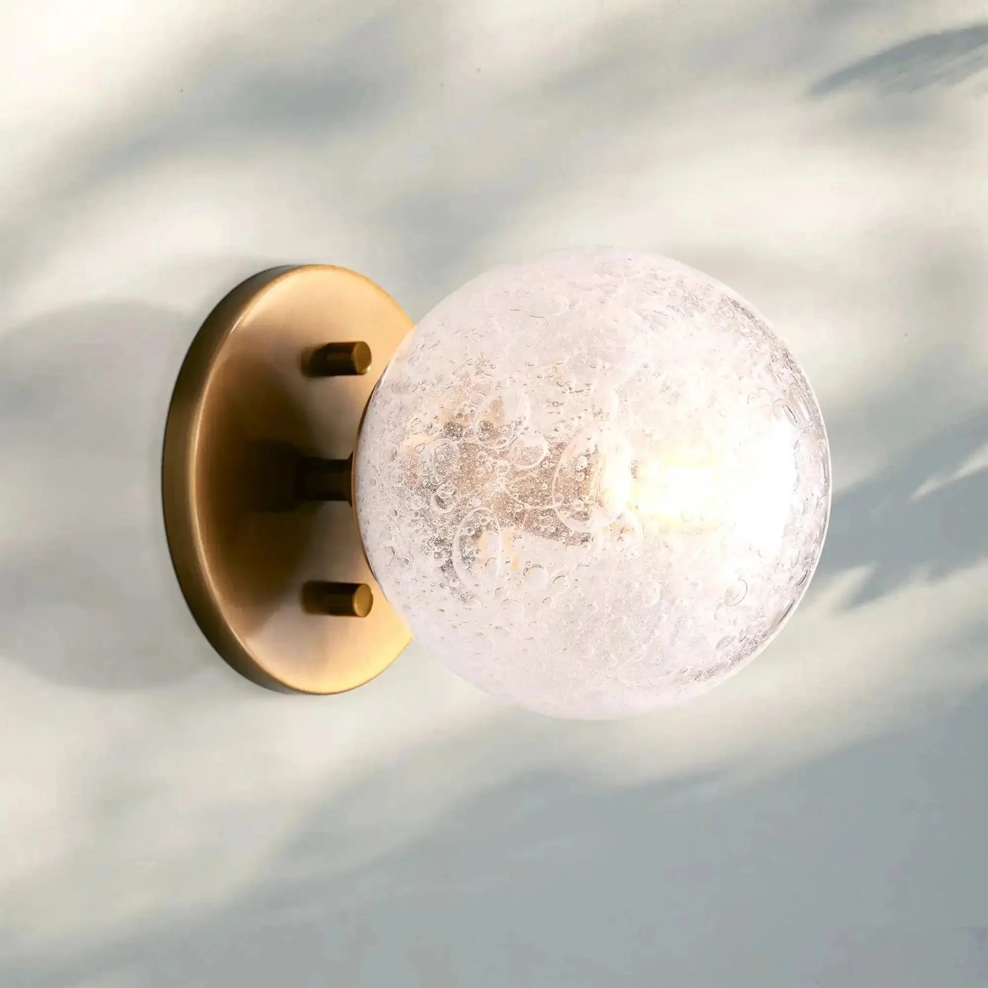 Mandoza Sconce - BrassBlushlighting