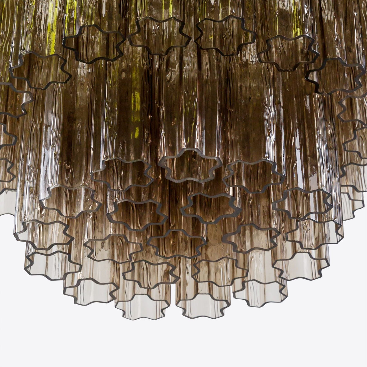 Medium Treviso Murano Chandelier 28" - Smoked Quartz28"Blushlighting