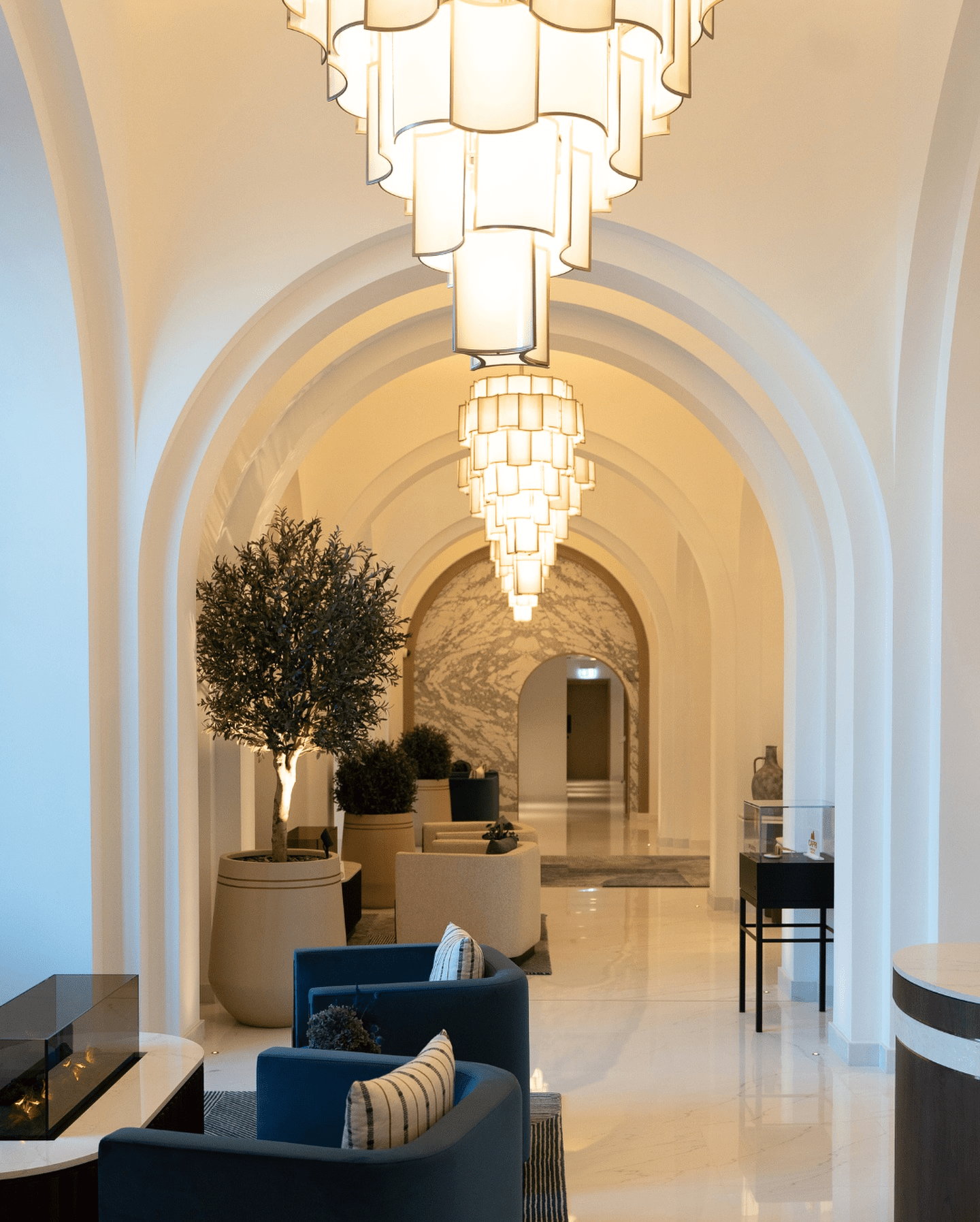 Modern Acrylic Tile Chandelier for High-ceiling - 6 Tier/D47.2"*H37.4"Blushlighting