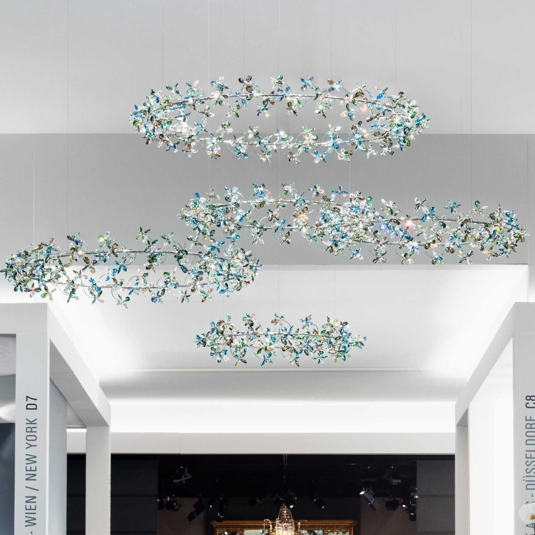 Modern Design Crystal Chandelier with Floral Crown Shape - 1 Ring/D31.5"*H118.1"Without CanopyWarm LightBlushlighting